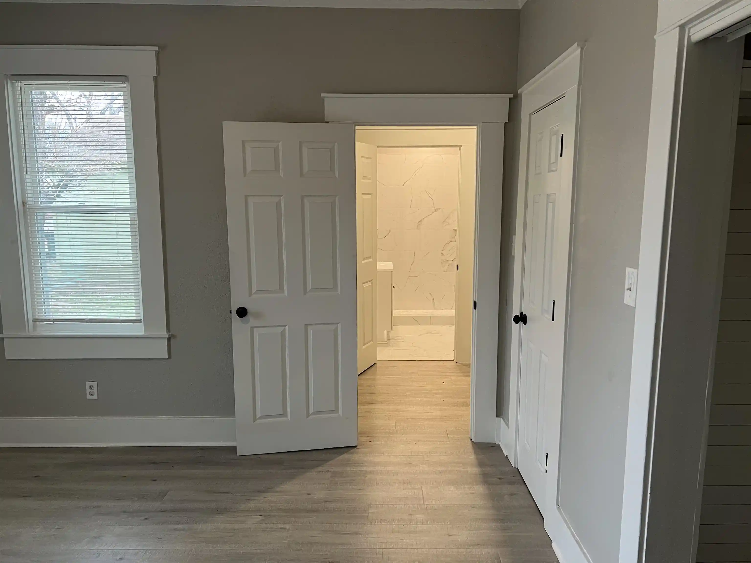 4th image of 915 Garland St, Memphis, TN 38107 | MLS# 10207226
