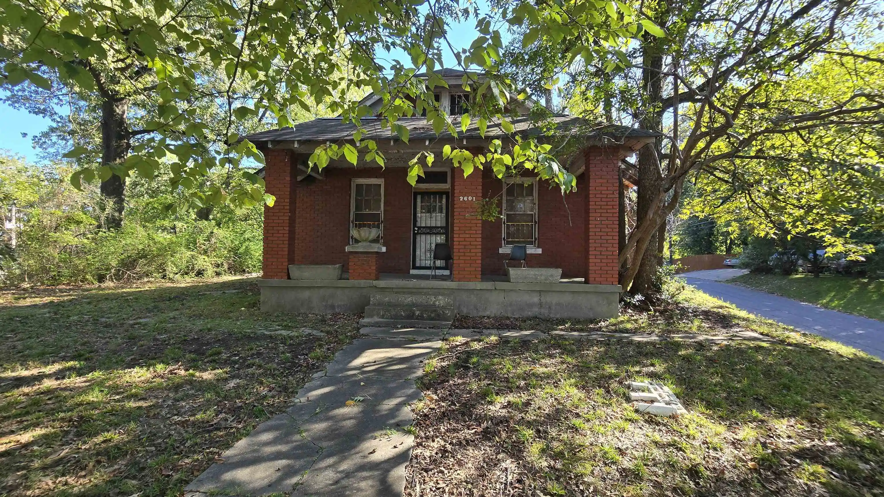 Photo 2 of Single family home for sale at 2601 Jackson Ave, Memphis, TN 38108 | MLS# 10207427 | Listing updated on 2026-01-02