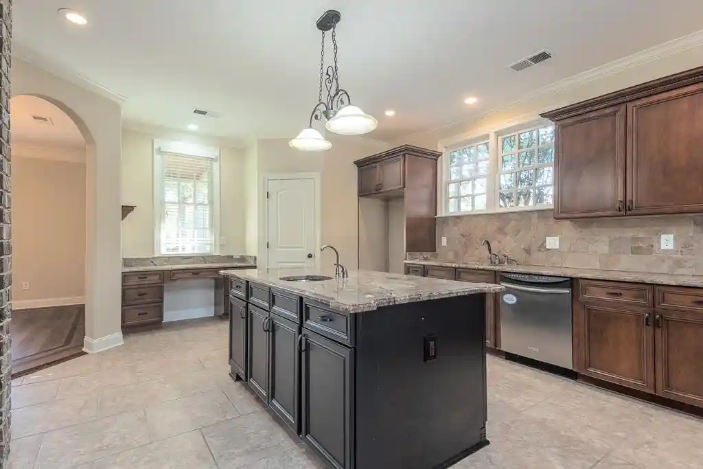 2nd image of 20 Surrey Loop Cir, Byhalia, MS 38611 | MLS# 10208300