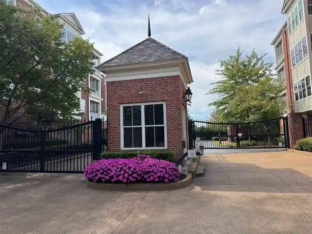 Photo 2 of Condo for sale at 591 Lexington Club Ct #201, Memphis, TN 38117 | MLS# 10208317 | Listing updated on 2026-09-18