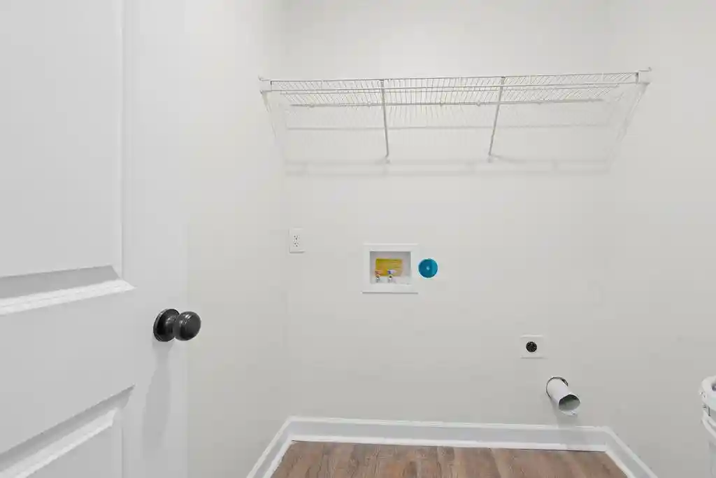 Photo 3 of Single family home for sale at 352 Gaston Ave, Memphis, TN 38126 | MLS# 10208932 | Listing updated on 2026-05-30