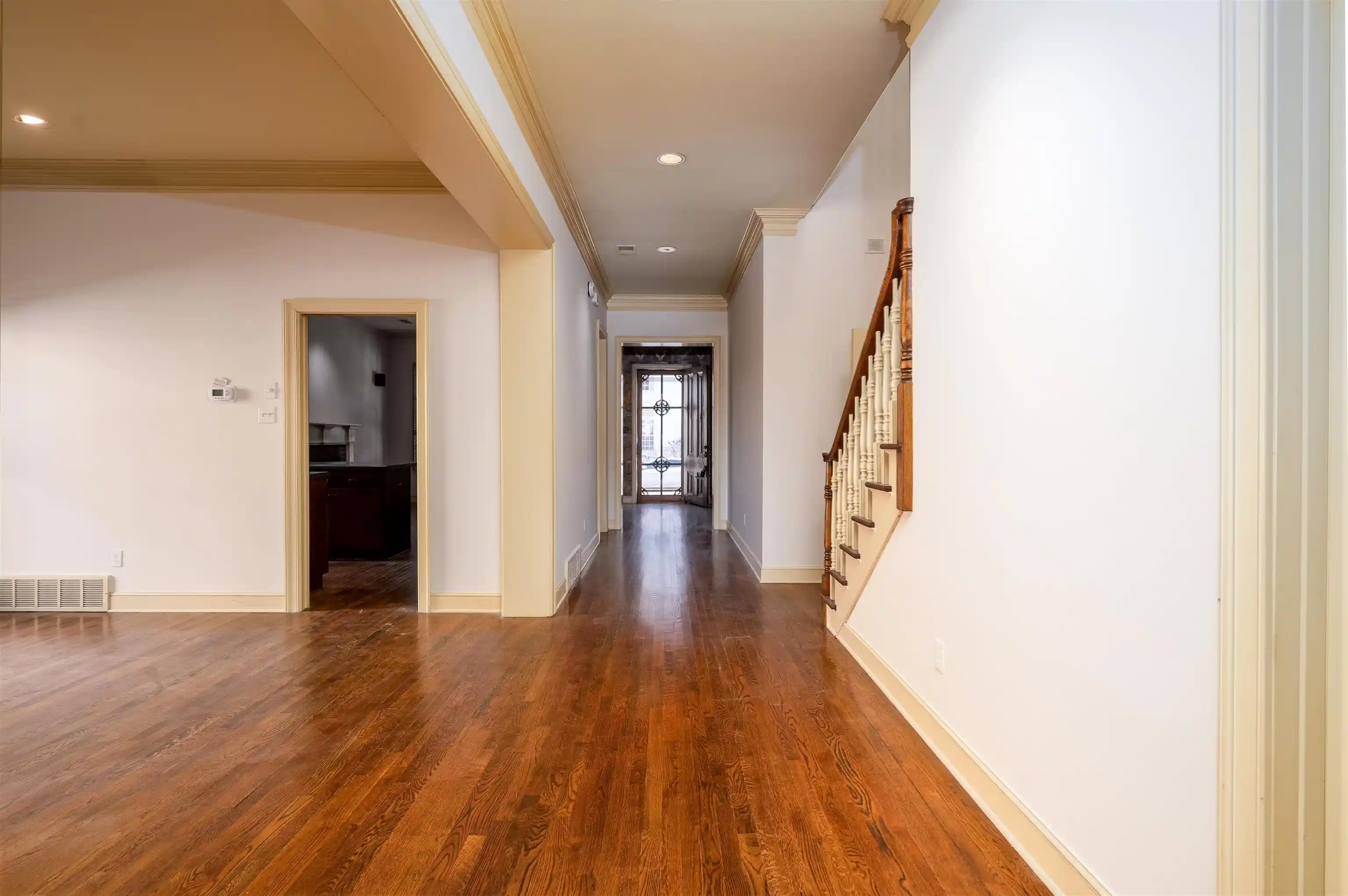 5th image of 805 Harbor Isle Cir, Memphis, TN 38103 | MLS# 10209488