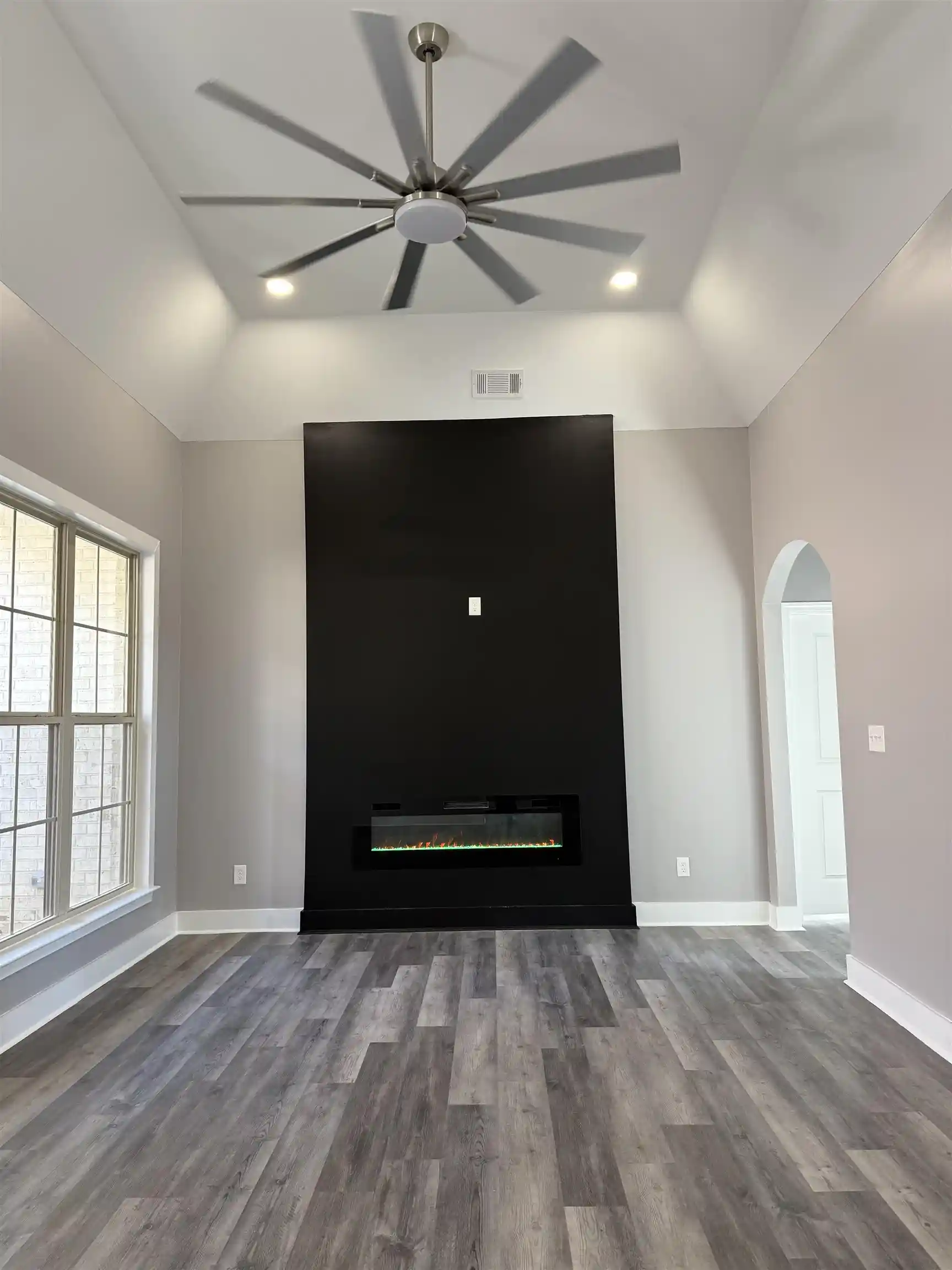 Photo 2 of Sale Pending at 3592 Epping Hills Cv, Memphis, TN 38128 | MLS# 10209970 | Listing updated on 2026-08-06