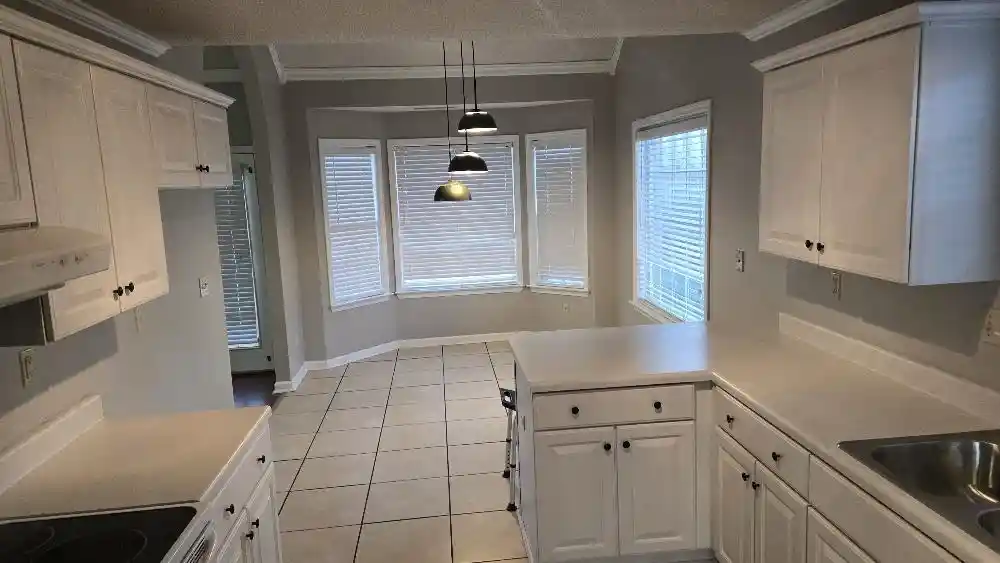 Photo 3 of Sale Pending at 7118 Kingsland Dr, Memphis, TN 38125 | MLS# 10210568 | Listing updated on 2026-02-08
