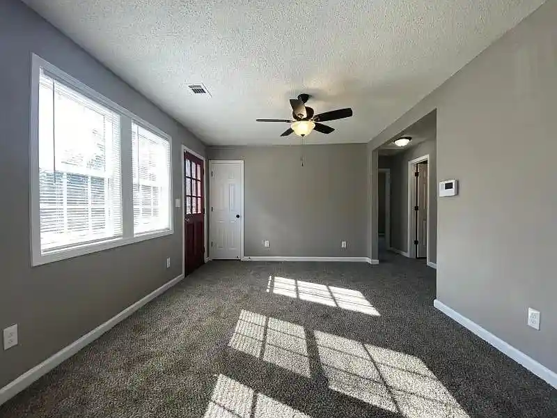 Photo 1 of Single family home for sale at 3509 W Horn Lake Rd, Memphis, TN 38109 | MLS# 10210664 | Listing updated on 2026-08-27