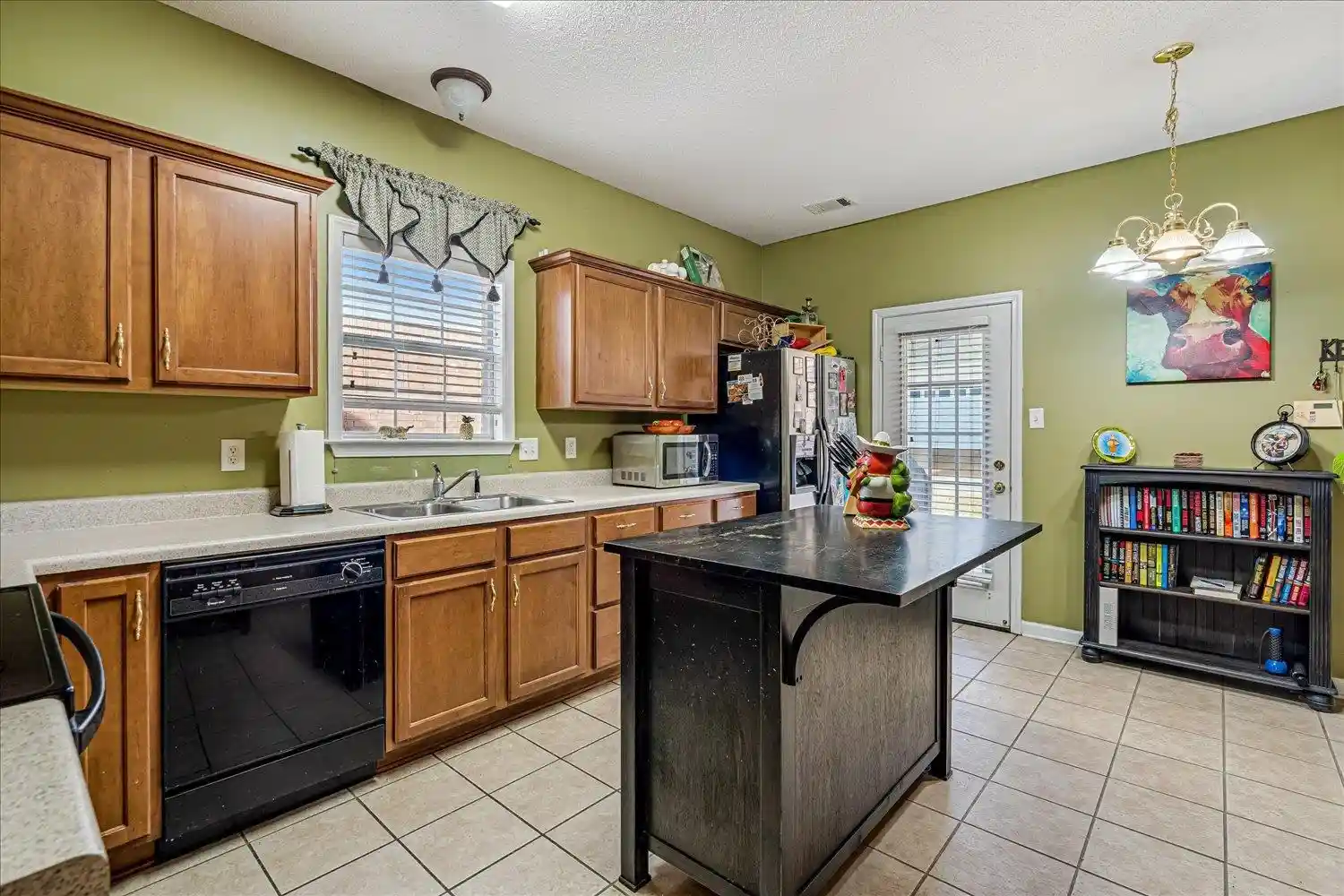 Photo 4 of Single family home for sale at 8703 Rogers Park Ave, Cordova, TN 38016 | MLS# 10210696 | Listing updated on 2026-08-20