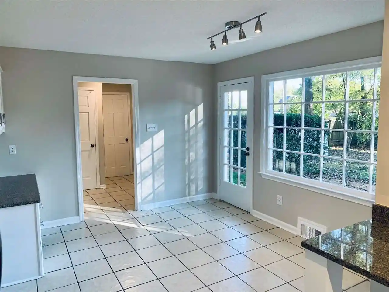 3rd image of 8105 Savannah Way, Germantown, TN 38138 | MLS# 10210713