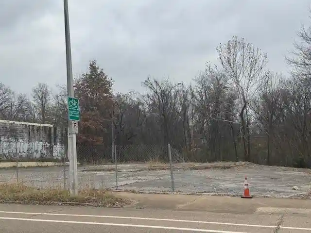 Photo 3 of Land for sale at 583 E H Crump Blvd, Memphis, TN 38126 | MLS# 10210987 | Listing updated on 2026-05-26
