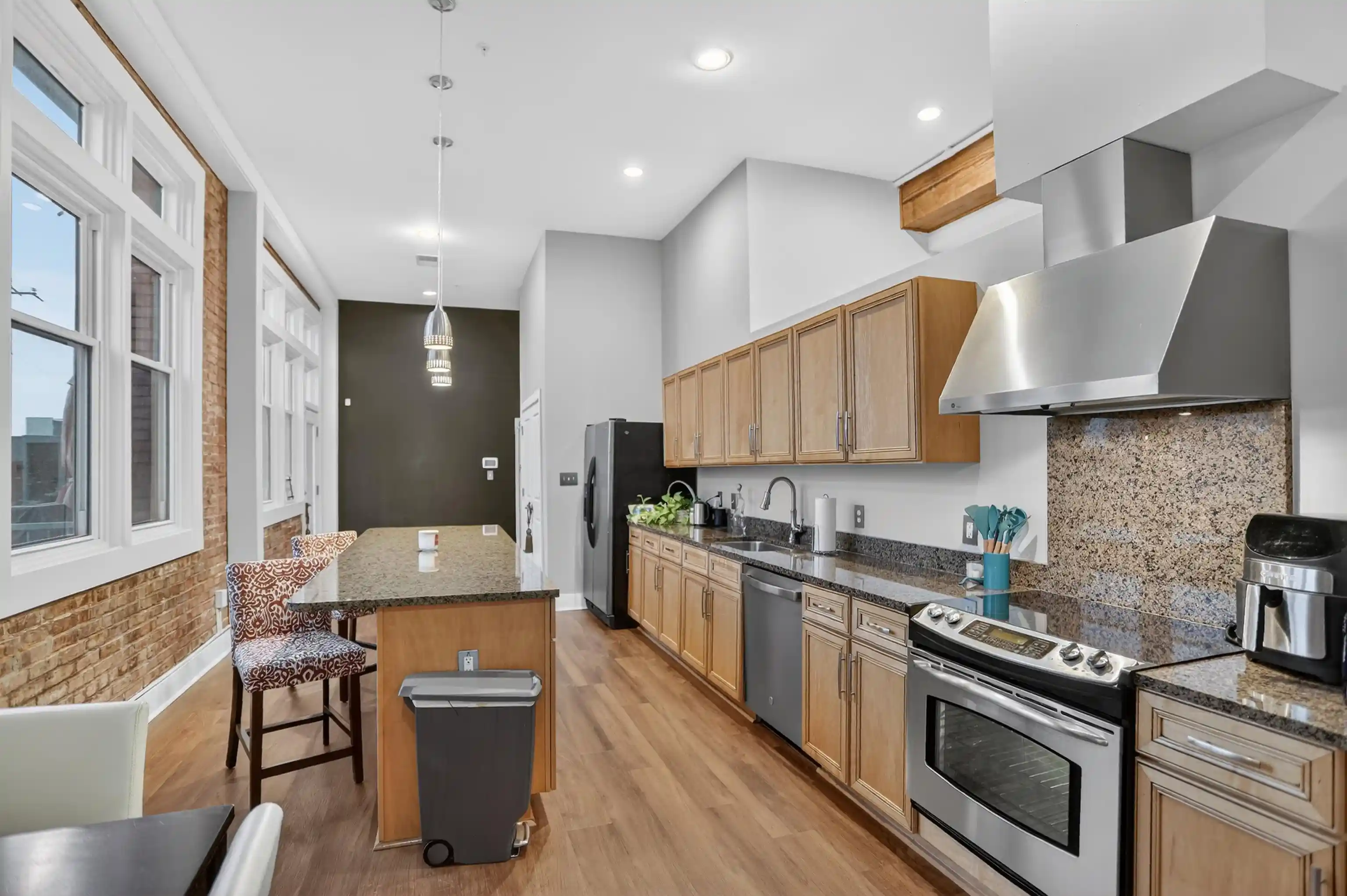 Listing Photo 2 - Condo for sale in building located at 435 S Front St, Memphis, TN 38103 - Unit #307