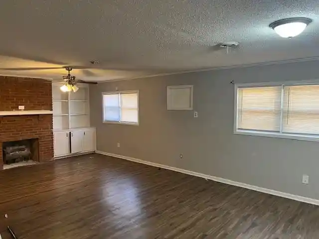 Photo 4 of Sale Pending at 1304 Carol Dr, Memphis, TN 38116 | MLS# 10211578 | Listing updated on 2026-10-08