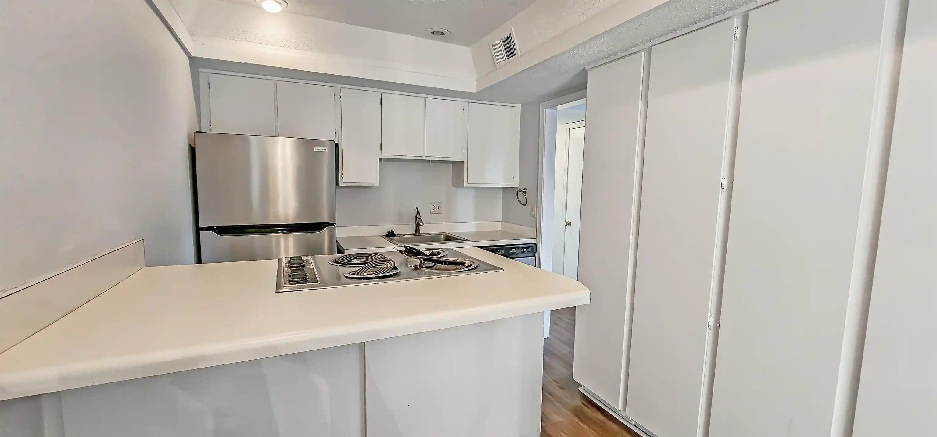 Photo 3 of Condo for sale at 1220 Chamberlain Dr #4, Memphis, TN 38119 | MLS# 10211691 | Listing updated on 2026-06-21