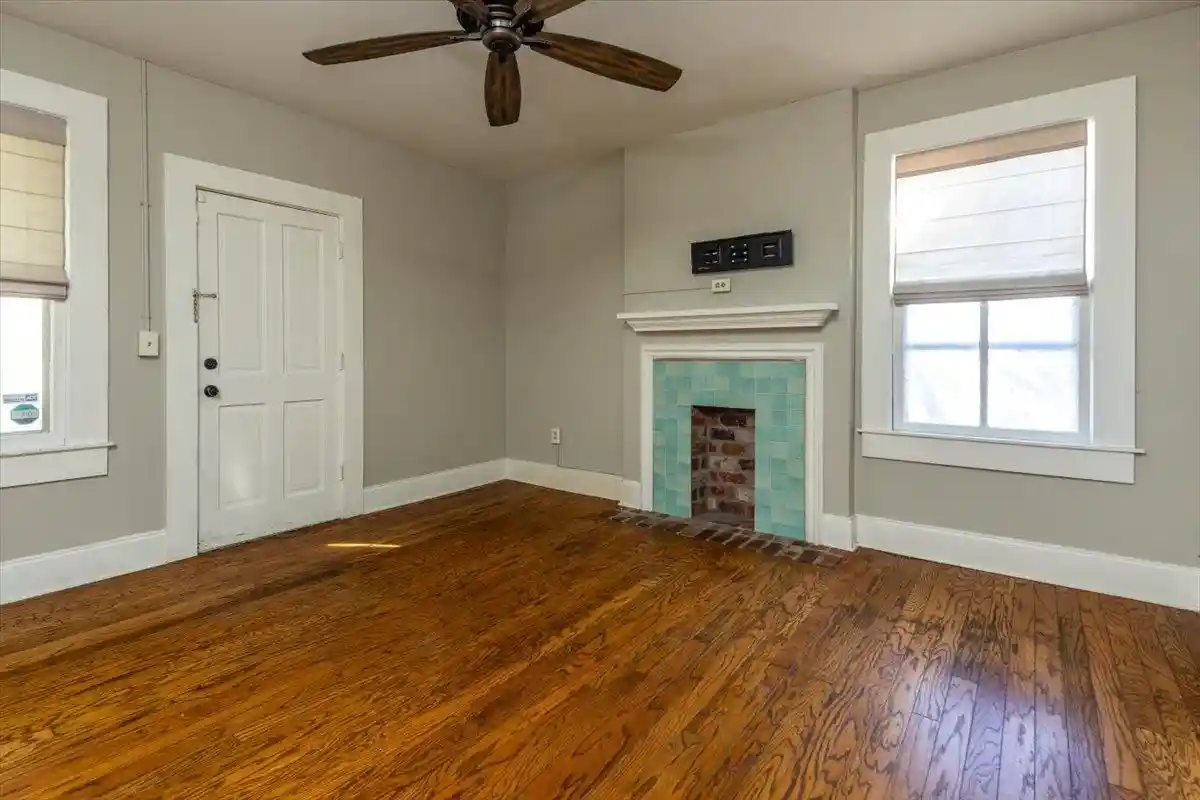 Homes for sale in Memphis, TN | 384 Mulberry St, Memphis, TN 38103 | Houzeo