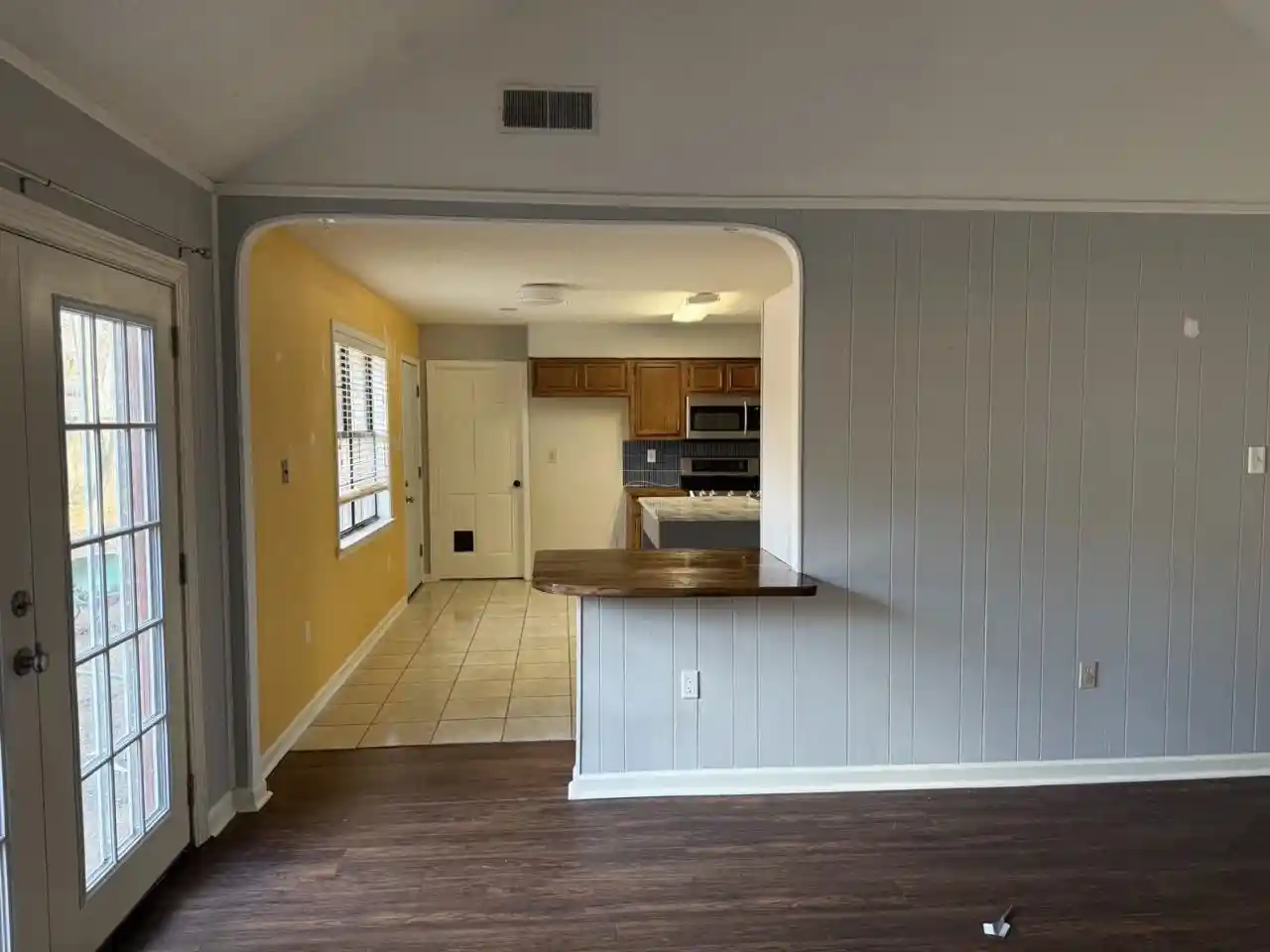 Photo 3 of Townhouse for sale at 8518 Chimneyrock Blvd, Cordova, TN 38016 | MLS# 10211887 | Listing updated on 2026-09-01