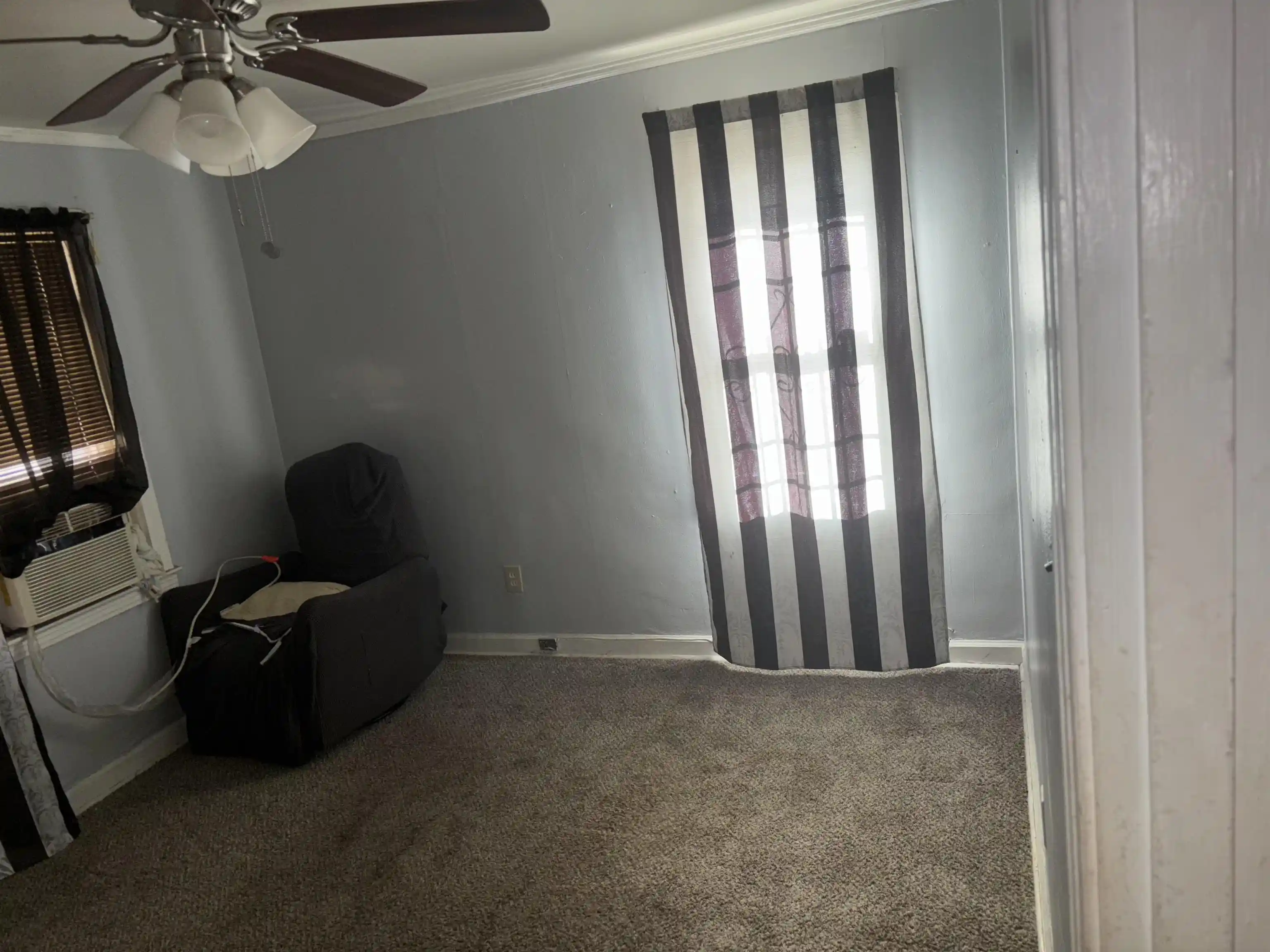 Photo 3 of Single family home for sale at 1353 Gill St, Memphis, TN 38106 | MLS# 10211900 | Listing updated on 2026-08-24
