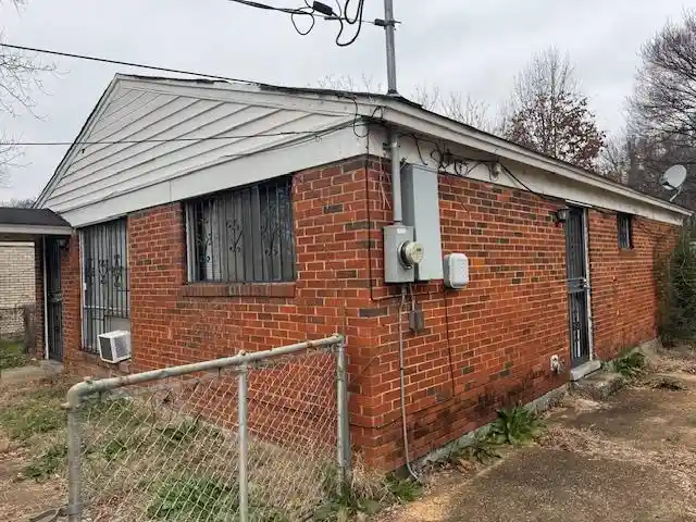 Photo 3 of Single family home for sale at 356 Delta Rd, Memphis, TN 38109 | MLS# 10212433 | Listing updated on 2026-10-01