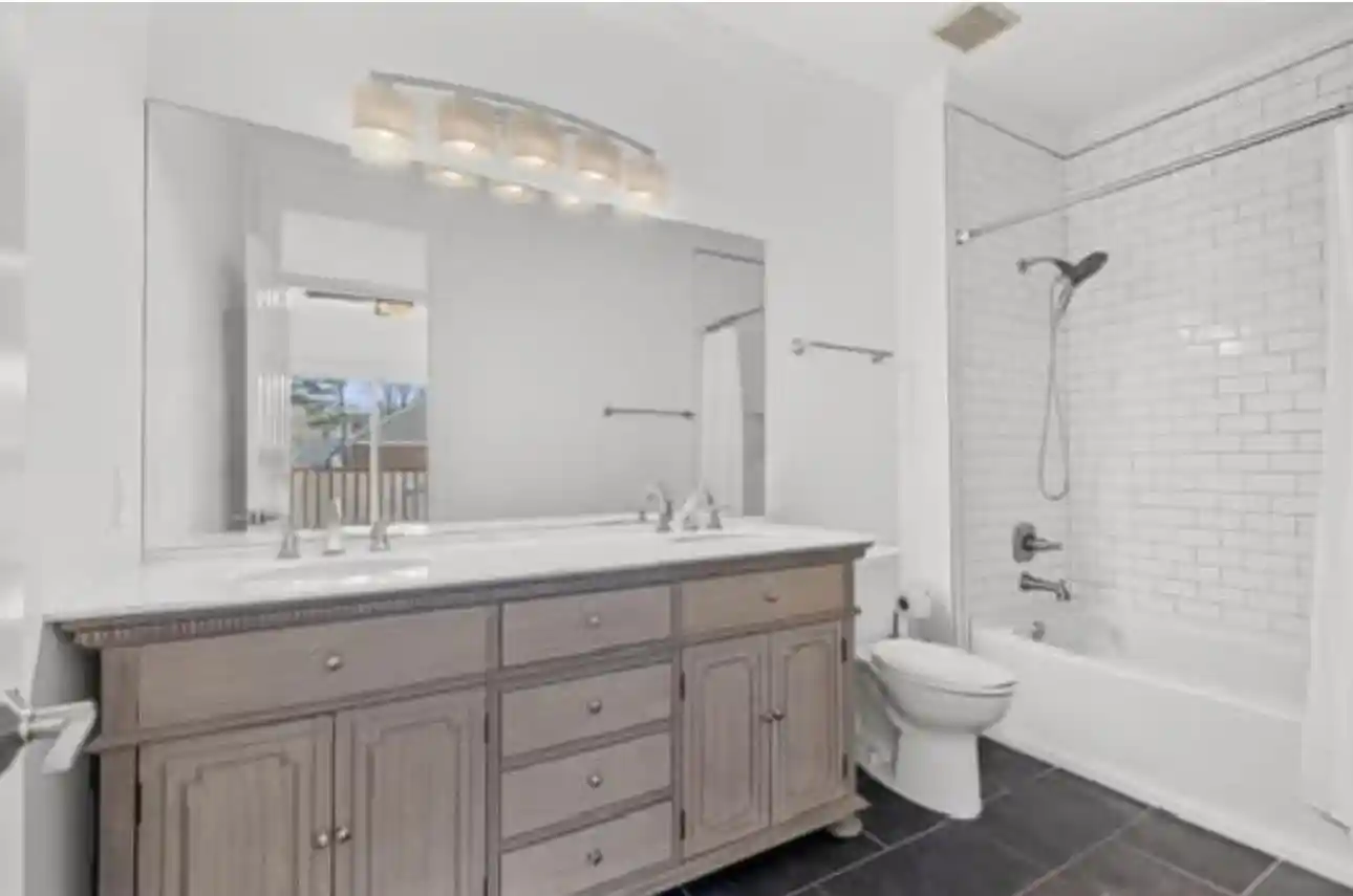 3rd image of 1687 Kimbrough Rd #1687, Germantown, TN 38138 | MLS# 10212572