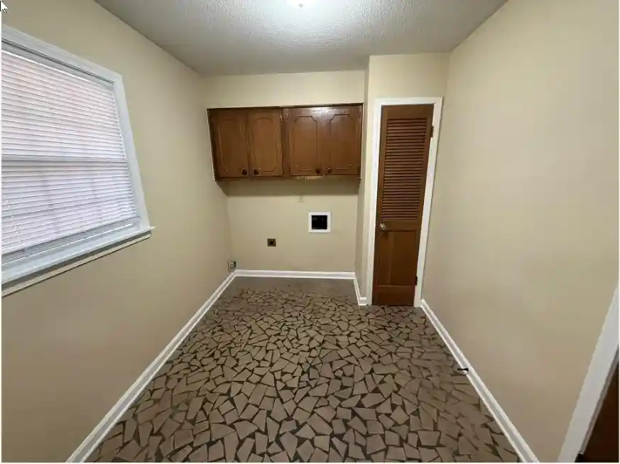 Photo 3 of Single family home for sale at 5355 S Rock Ridge Rd, Memphis, TN 38134 | MLS# 10212720 | Listing updated on 2026-04-06