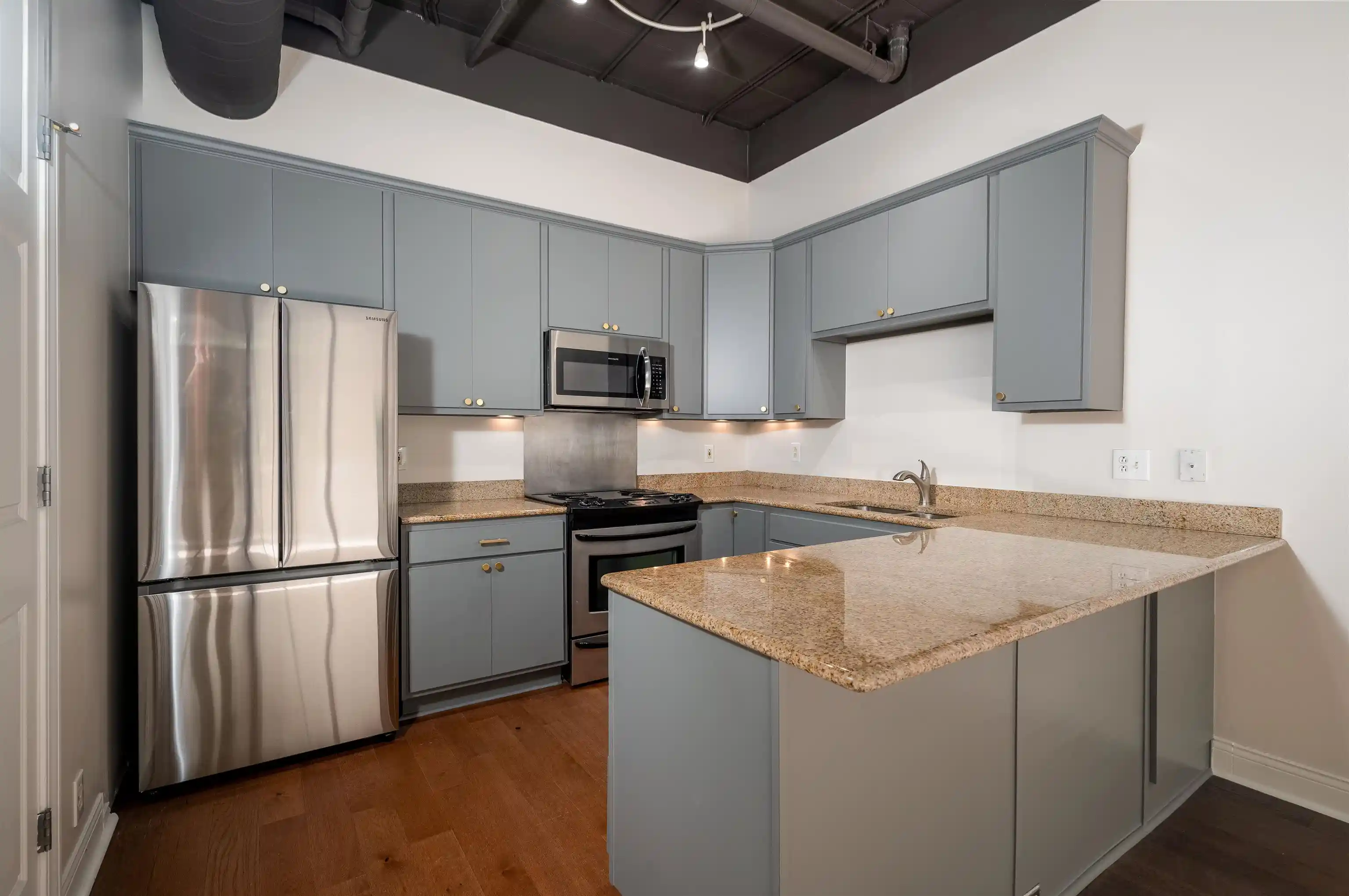 Photo 3 of Sale Pending at 95 S Main St #204, Memphis, TN 38103 | MLS# 10212893 | Listing updated on 2026-08-18