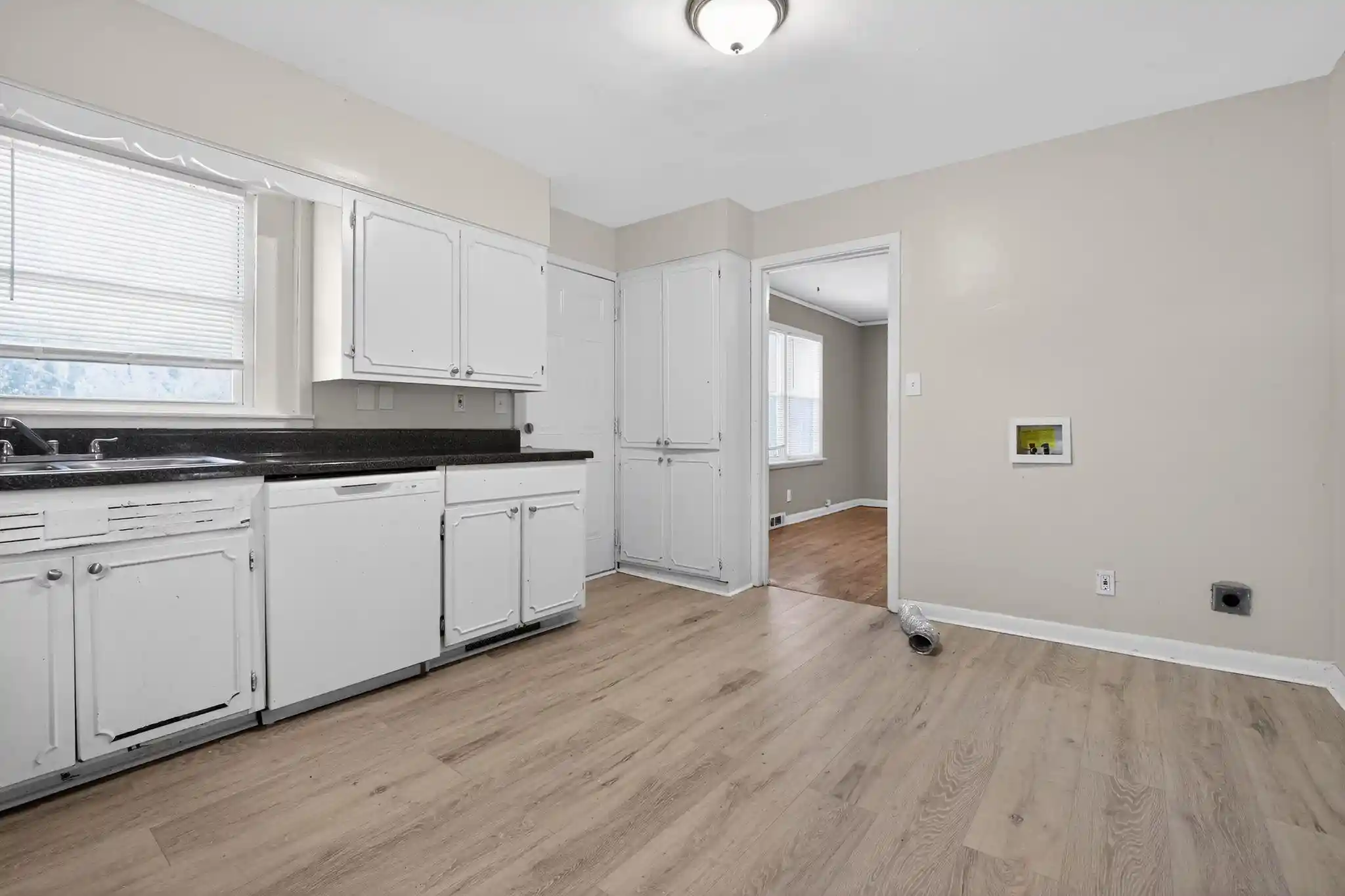 Photo 4 of Sale Pending at 4094 Auburn Rd, Memphis, TN 38116 | MLS# 10212896 | Listing updated on 2026-09-11