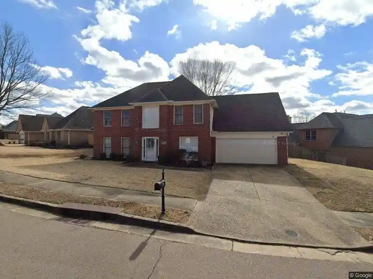 Photo 2 of Townhouse for sale at 7565 Nw Wintergreen Ln, Cordova, TN 38018 | MLS# 10212949 | Listing updated on 2026-01-16