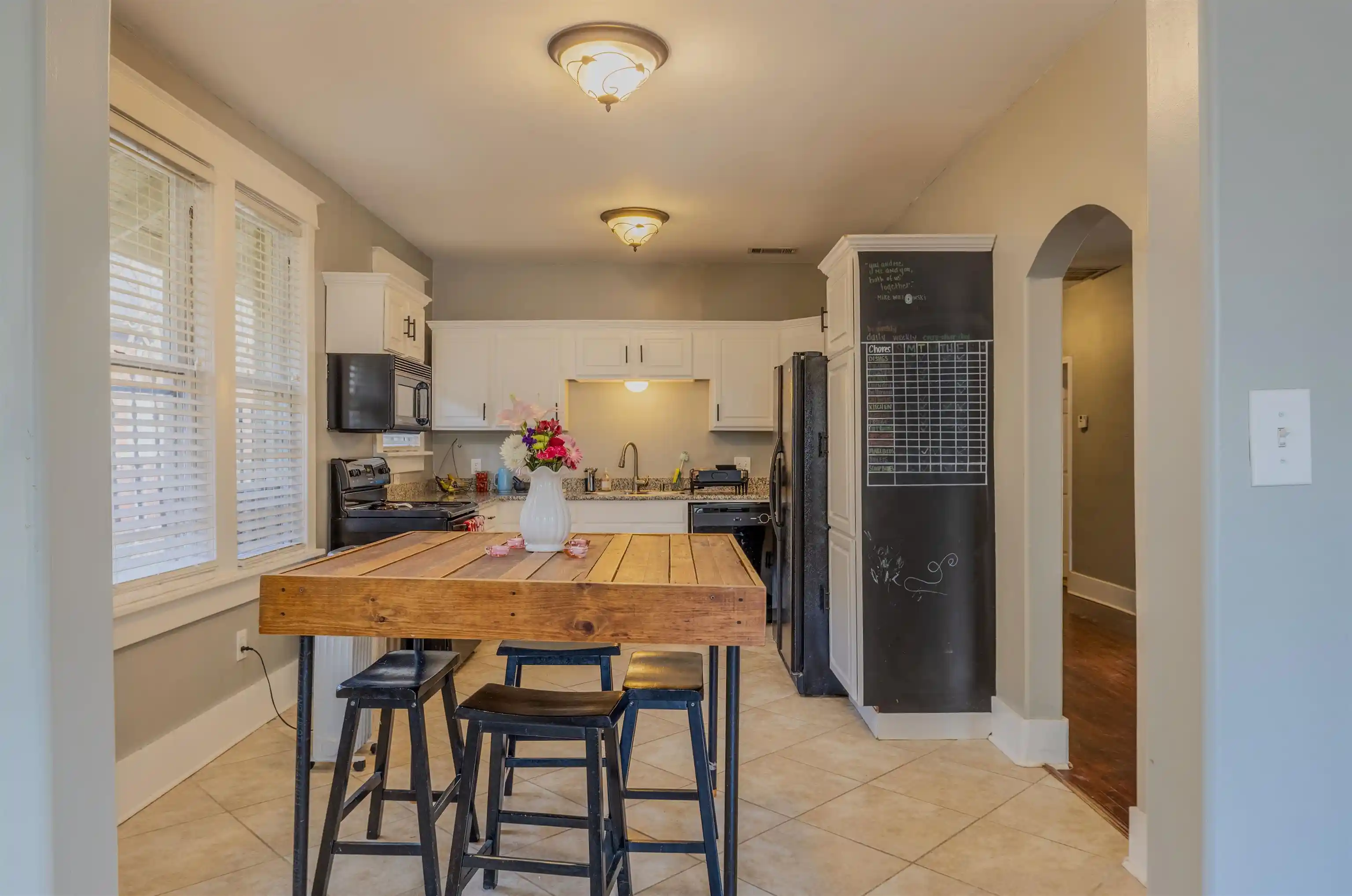 2nd image of 830 Maury St, Memphis, TN 38107 | MLS# 10212981