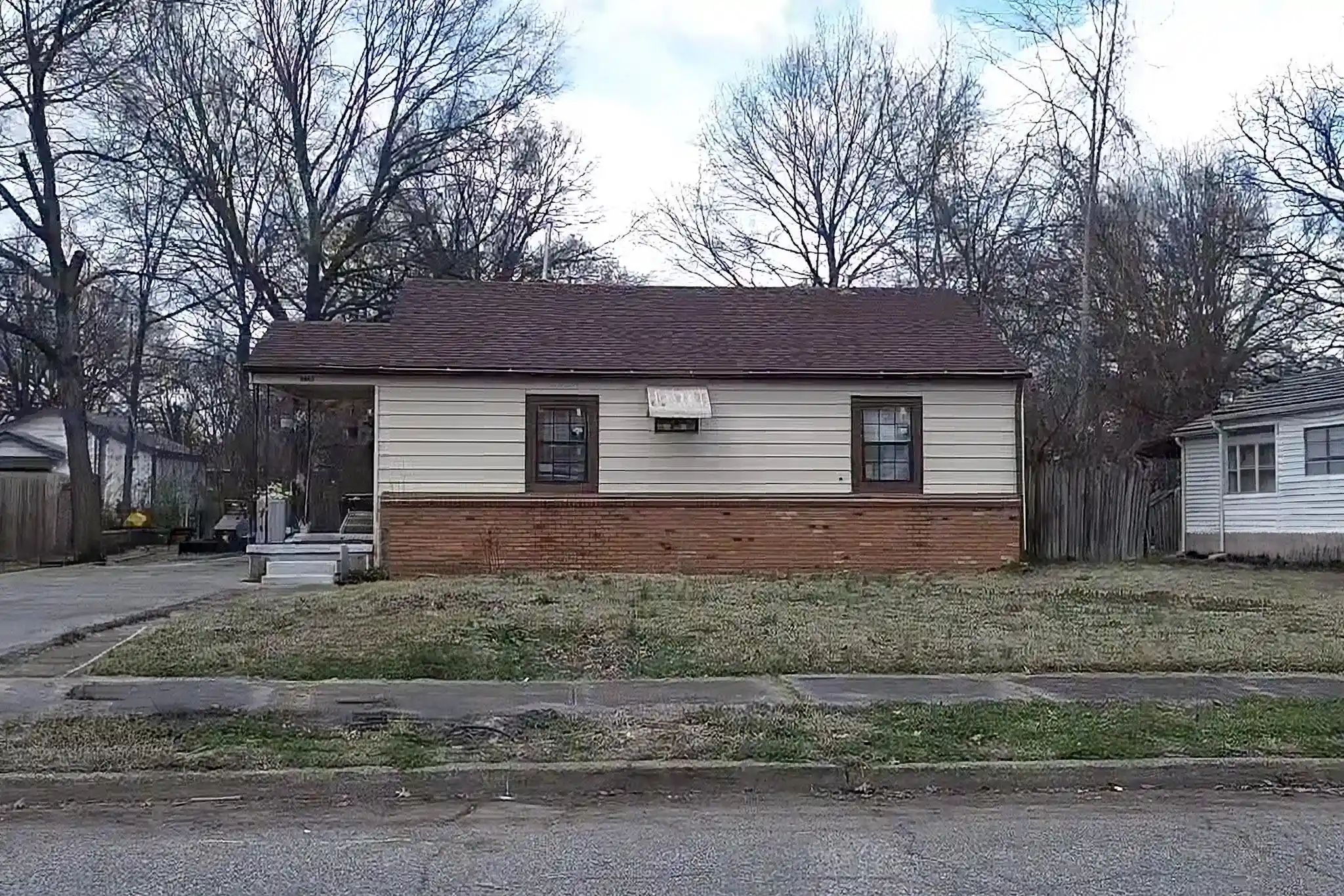 Photo 1 of Single family home for sale at 4942 Byron Rd, Memphis, TN 38122 | MLS# 10213093 | Listing updated on 2026-03-05