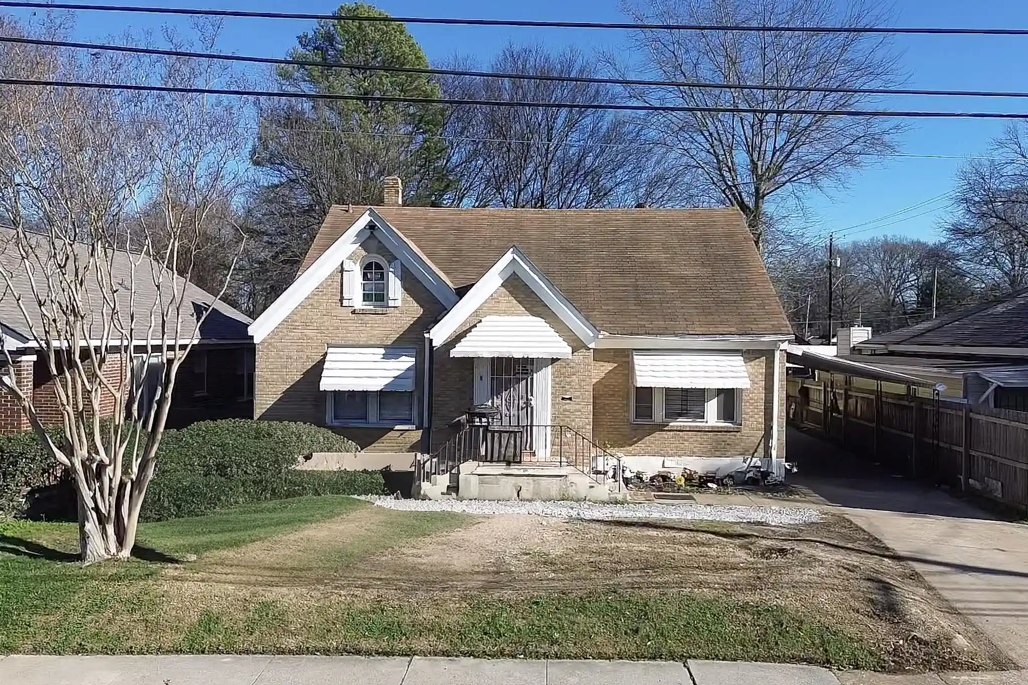 Photo 1 of Single family home for sale at 878 N Highland St, Memphis, TN 38122 | MLS# 10213102 | Listing updated on 2026-01-17