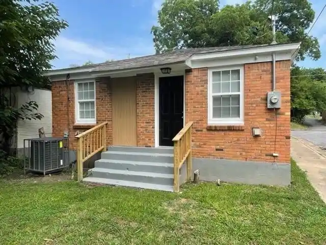 Photo 3 of Single family home for sale at 905 Annie St, Memphis, TN 38107 | MLS# 10213146 | Listing updated on 2026-08-24
