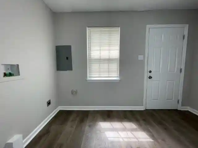 Photo 4 of Single family home for sale at 905 Annie St, Memphis, TN 38107 | MLS# 10213146 | Listing updated on 2026-08-24