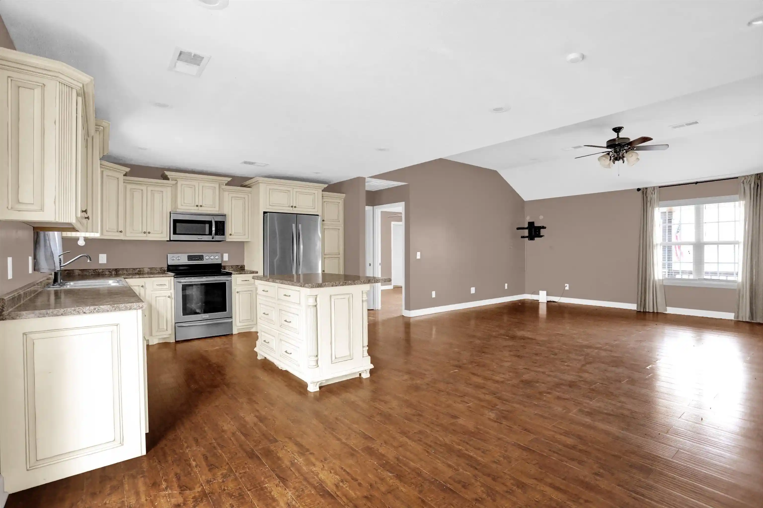 Homes for sale in Selmer, TN | 186 King Rd, Selmer, TN | MLS# 10213218