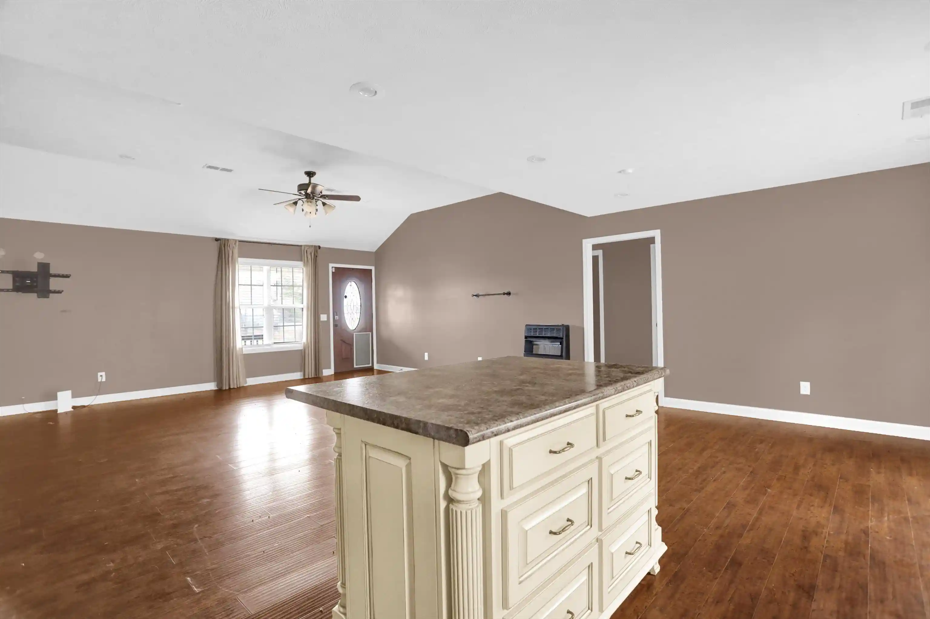 Homes for sale in Selmer, TN | 186 King Rd, Selmer, TN | MLS# 10213218
