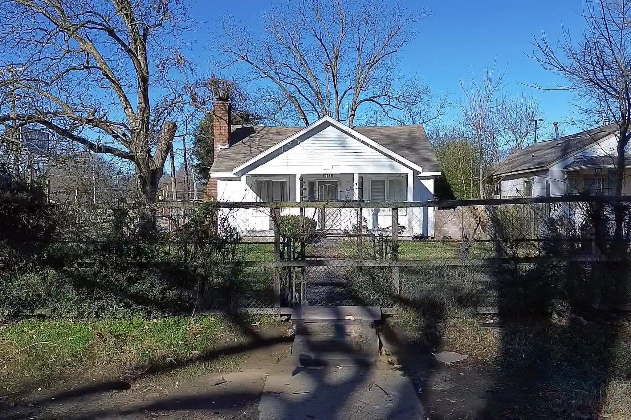 Photo 1 of Single family home for sale at 1669 Villa Dr, Memphis, TN 38108 | MLS# 10213282 | Listing updated on 2026-01-20