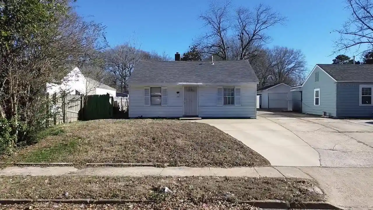 Homes for sale in Memphis, TN | 1710 Mcnair St, Memphis, TN 38108 | MLS# 10213293