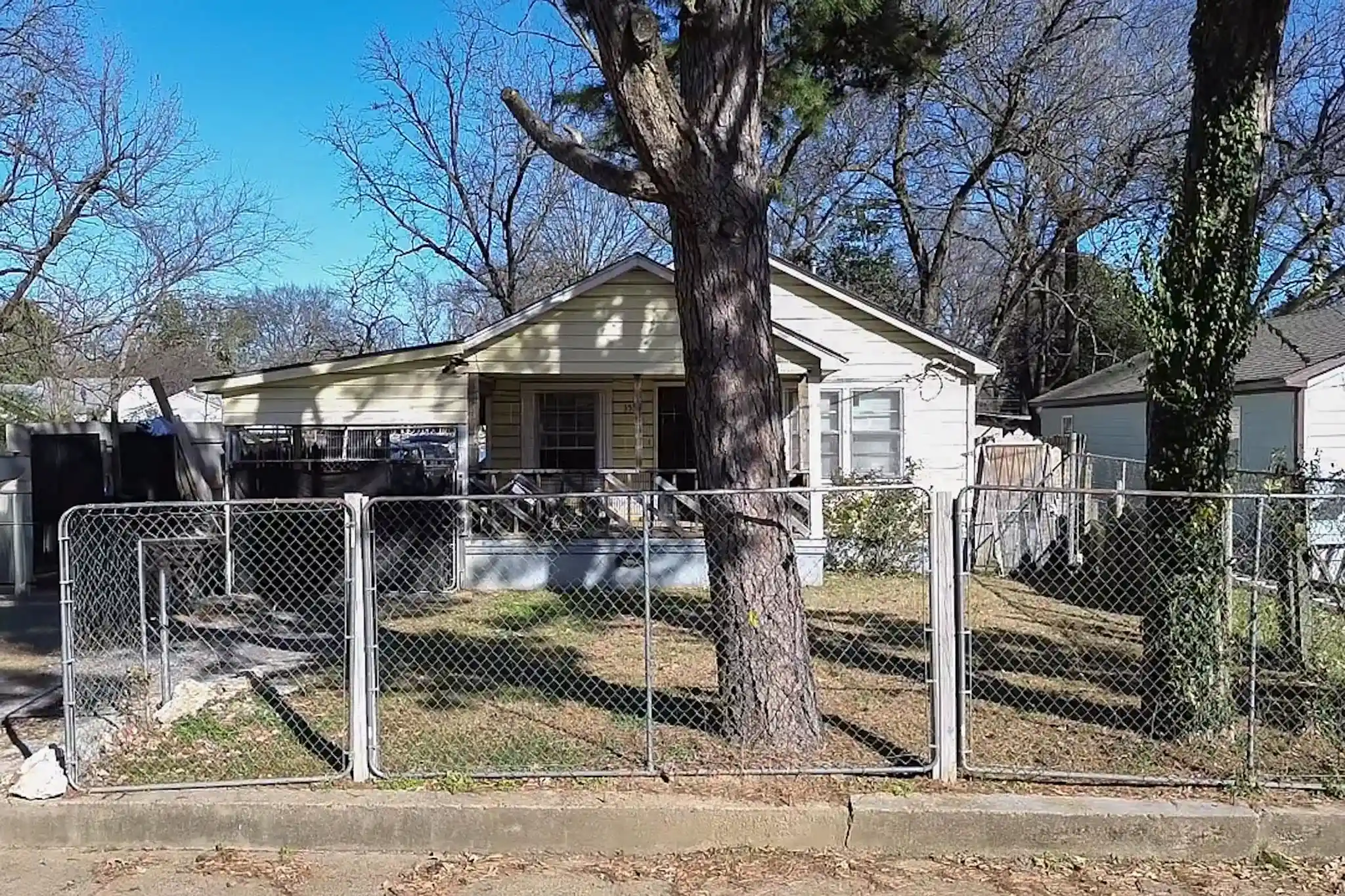 Photo 1 of Single family home for sale at 3592 Kendrick Rd, Memphis, TN 38108 | MLS# 10213370 | Listing updated on 2026-01-21