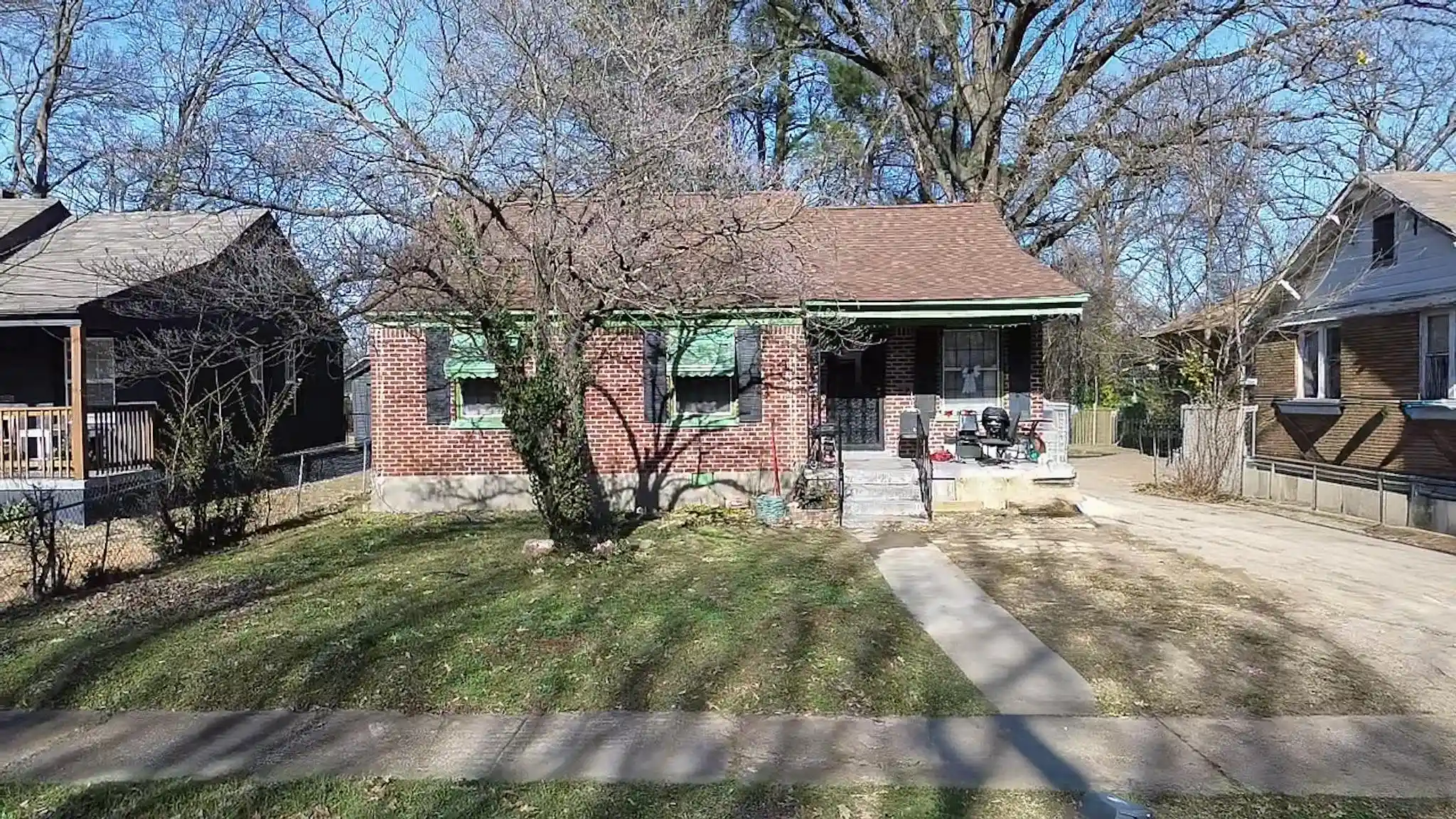 Photo 1 of Single family home for sale at 2534 Selman Ave, Memphis, TN 38112 | MLS# 10213379 | Listing updated on 2026-01-21