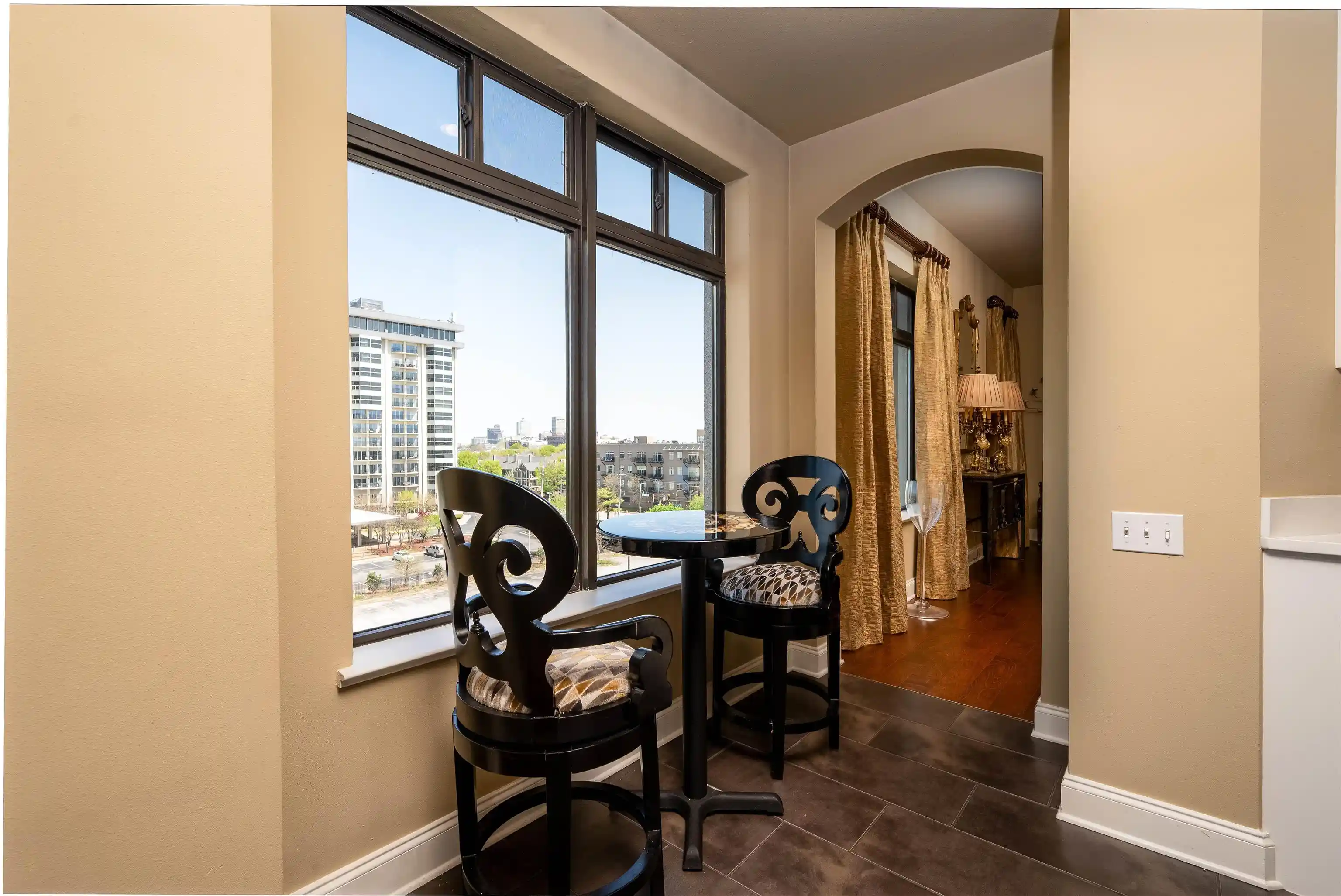 Listing Photo 2 - Condo for sale in The Artesian Condominiums located at 717 Riverside Dr, Memphis, TN 38103 - Unit #609/610