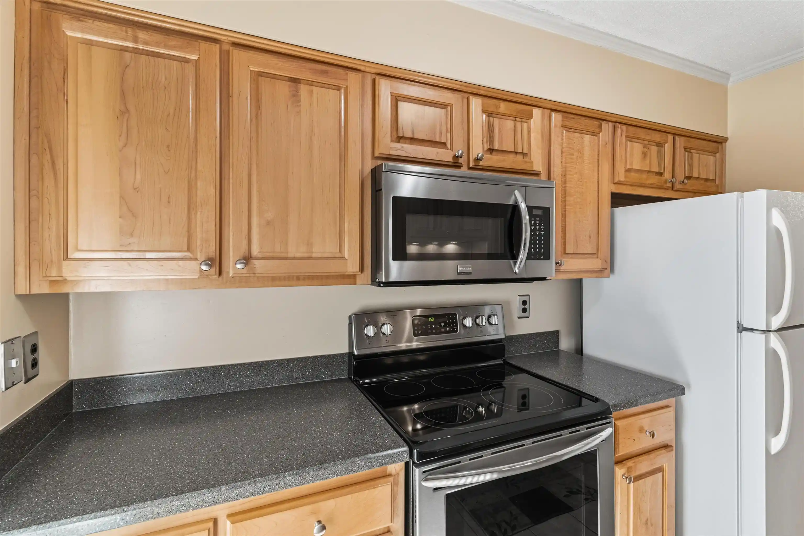 Photo 4 of Townhouse for sale at 6905 Petworth Rd #6905, Memphis, TN 38119 | MLS# 10214564 | Listing updated on 2026-08-27