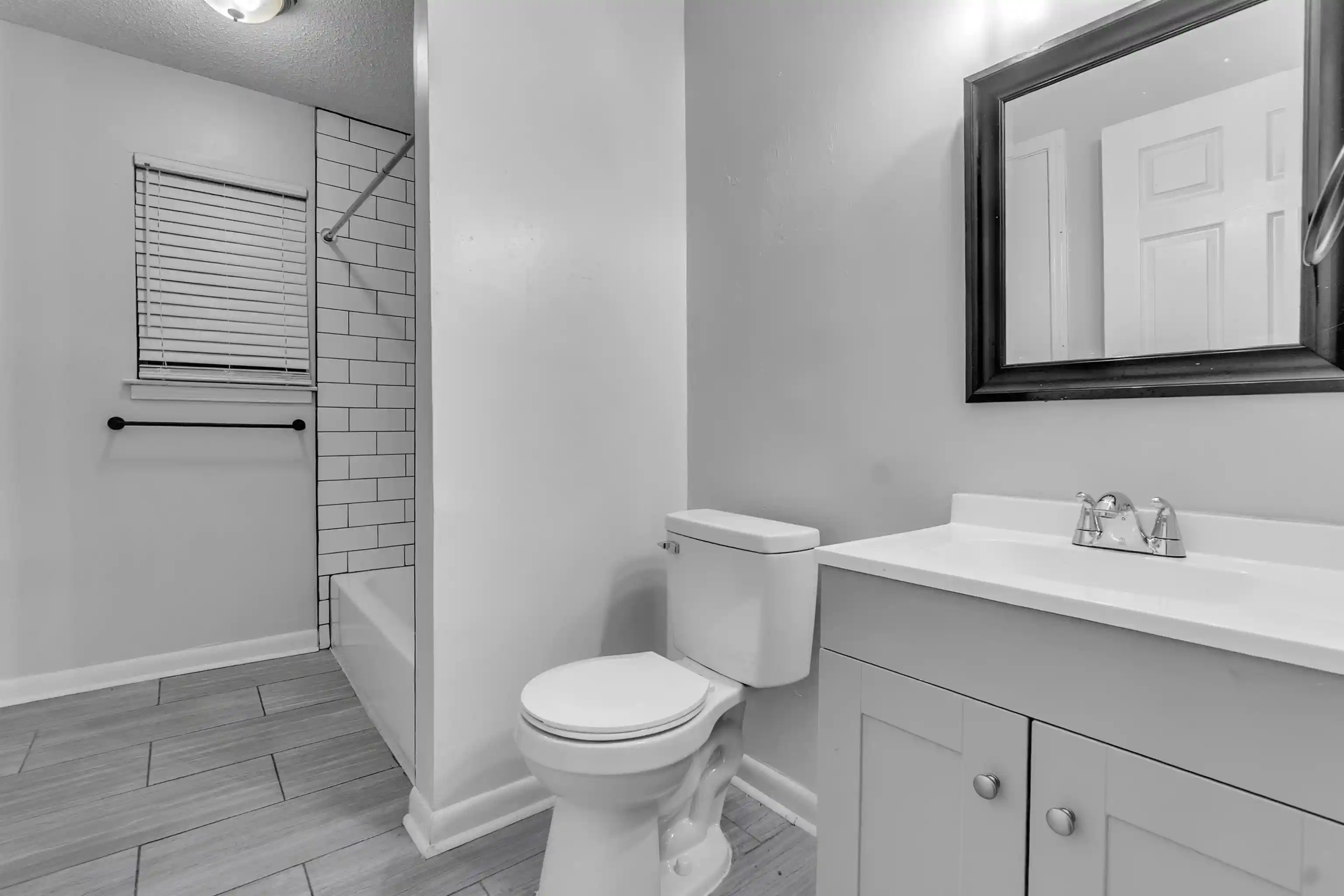 Photo 4 of Single family home for sale at 1532 Silver St, Memphis, TN 38106 | MLS# 10214711 | Listing updated on 2026-08-11