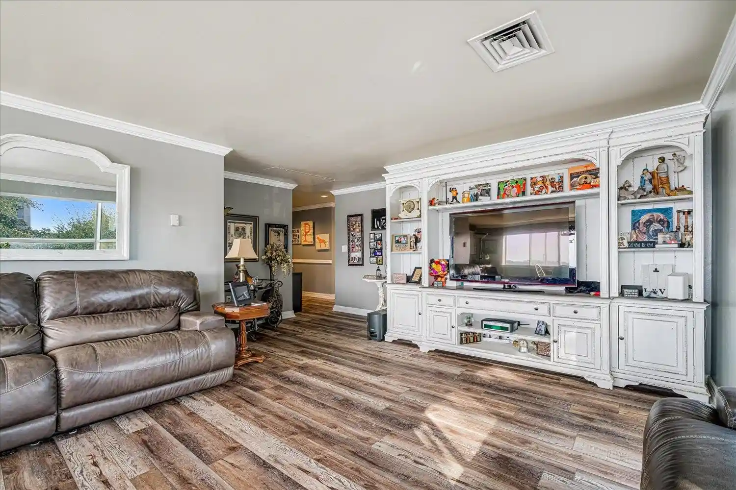 Photo 38 of Condo for sale at 655 S Riverside Dr #202, Memphis, TN 38103 | MLS# 10214830 | Listing updated on 2026-08-12