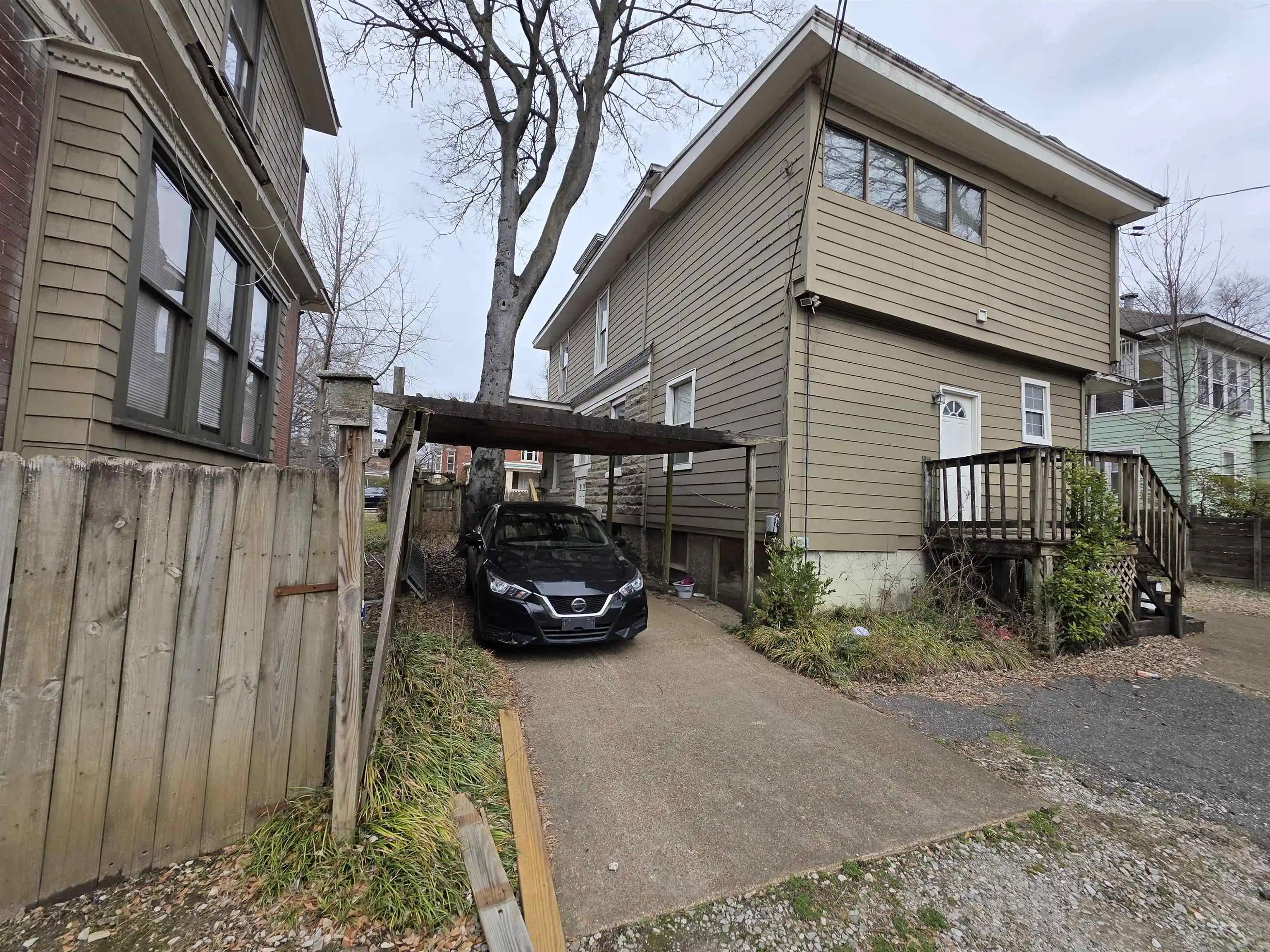 Photo 2 of Sale Pending at 1235 Vinton Ave, Memphis, TN 38104 | MLS# 10214843 | Listing updated on 2026-08-17