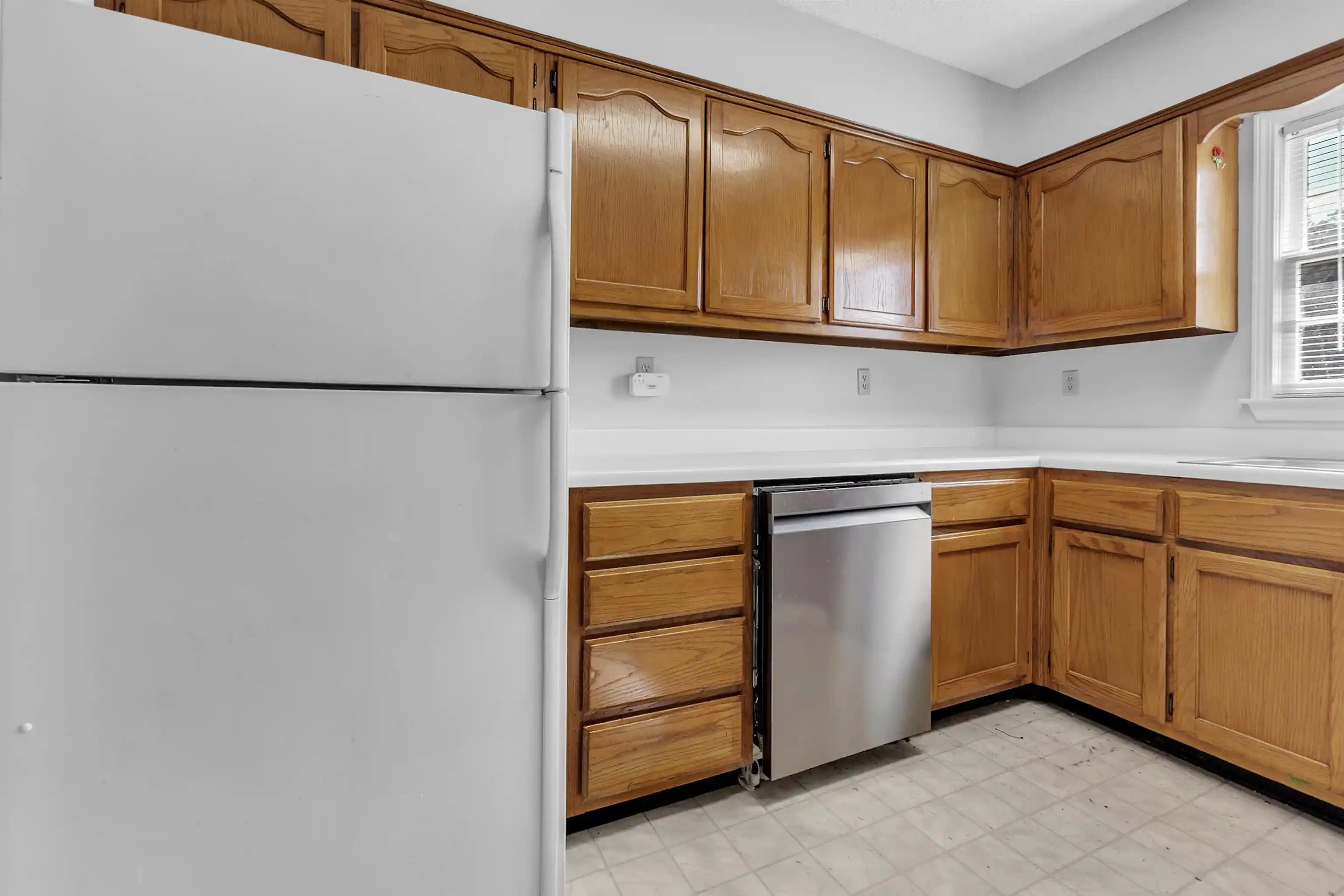 Photo 2 of Sale Pending at 8417 N Wind River Cir, Cordova, TN 38016 | MLS# 10214923 | Listing updated on 2026-09-17
