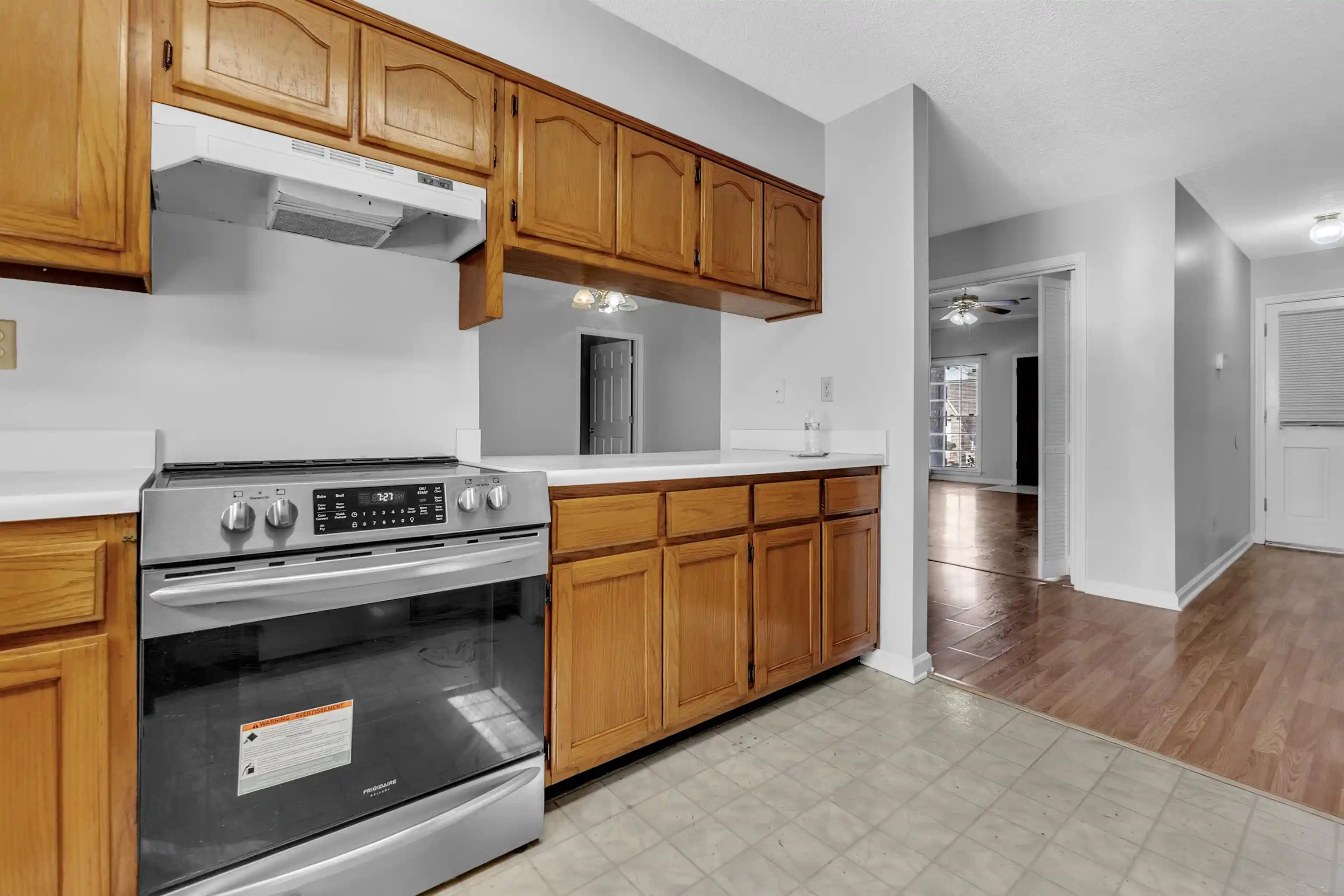 Photo 3 of Sale Pending at 8417 N Wind River Cir, Cordova, TN 38016 | MLS# 10214923 | Listing updated on 2026-09-17