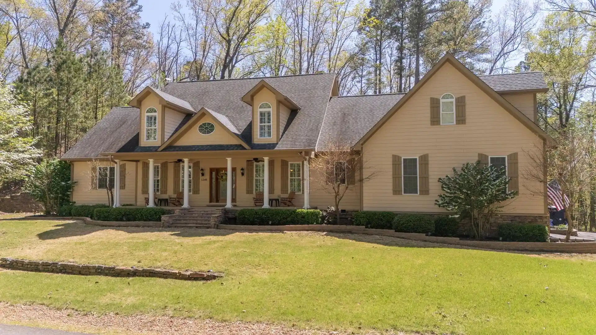 1st image of 1240 Point Grand Dr, Savannah, TN 38372 | MLS# 10214947