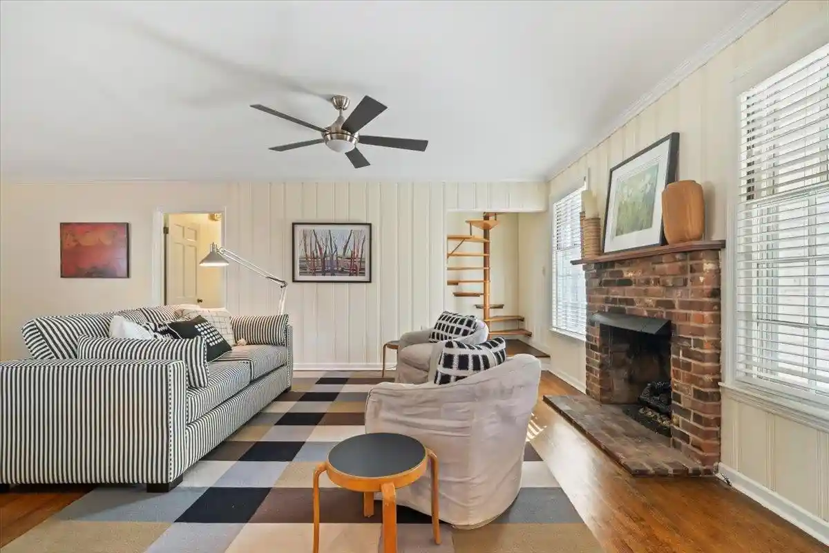 Photo 2 of Sale Pending at 5347 Denwood Ave, Memphis, TN 38120 | MLS# 10215004 | Listing updated on 2026-09-10