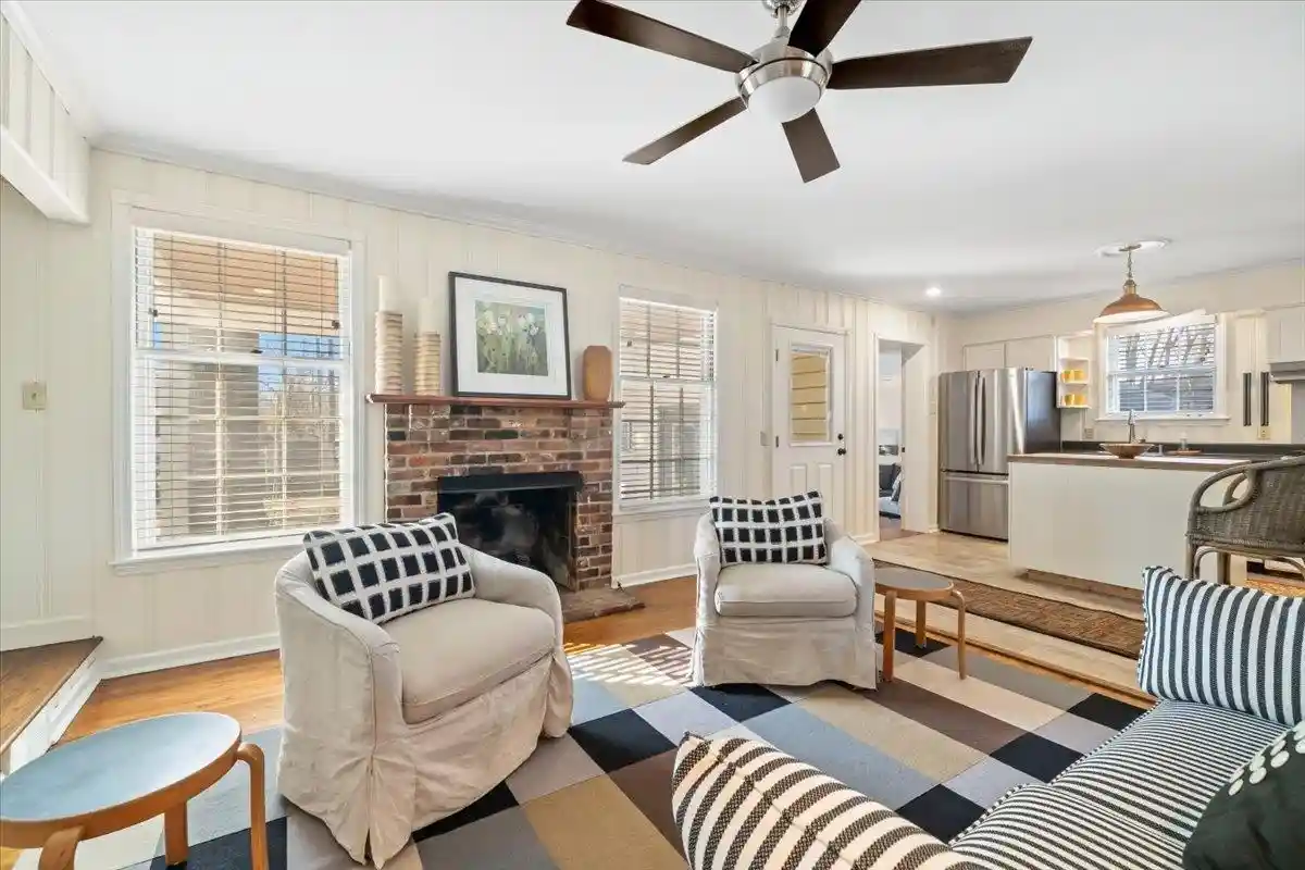 Photo 3 of Sale Pending at 5347 Denwood Ave, Memphis, TN 38120 | MLS# 10215004 | Listing updated on 2026-09-10
