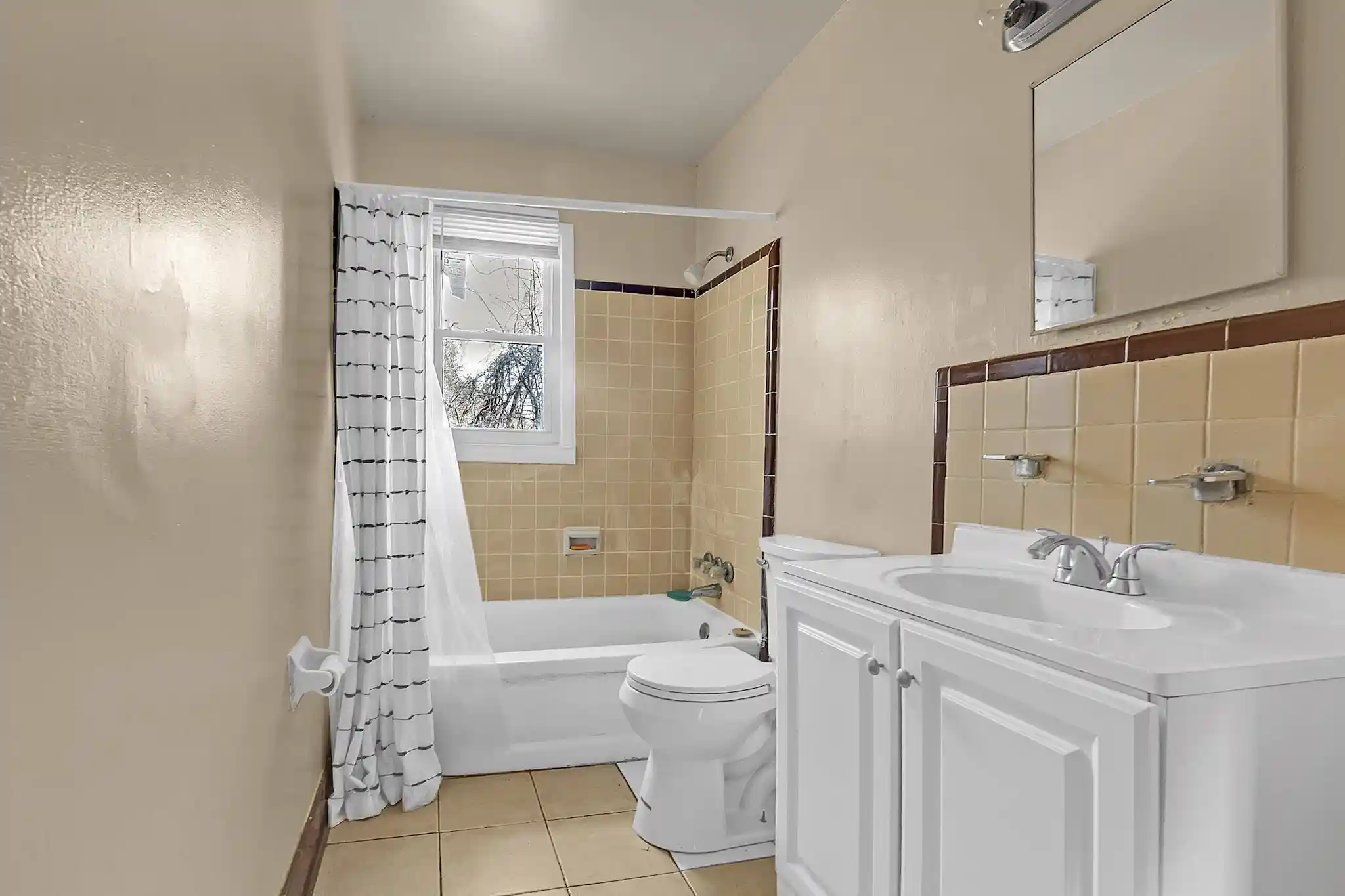 3rd image of 2196 Ketchum Rd, Memphis, TN 38114 | MLS# 10215262