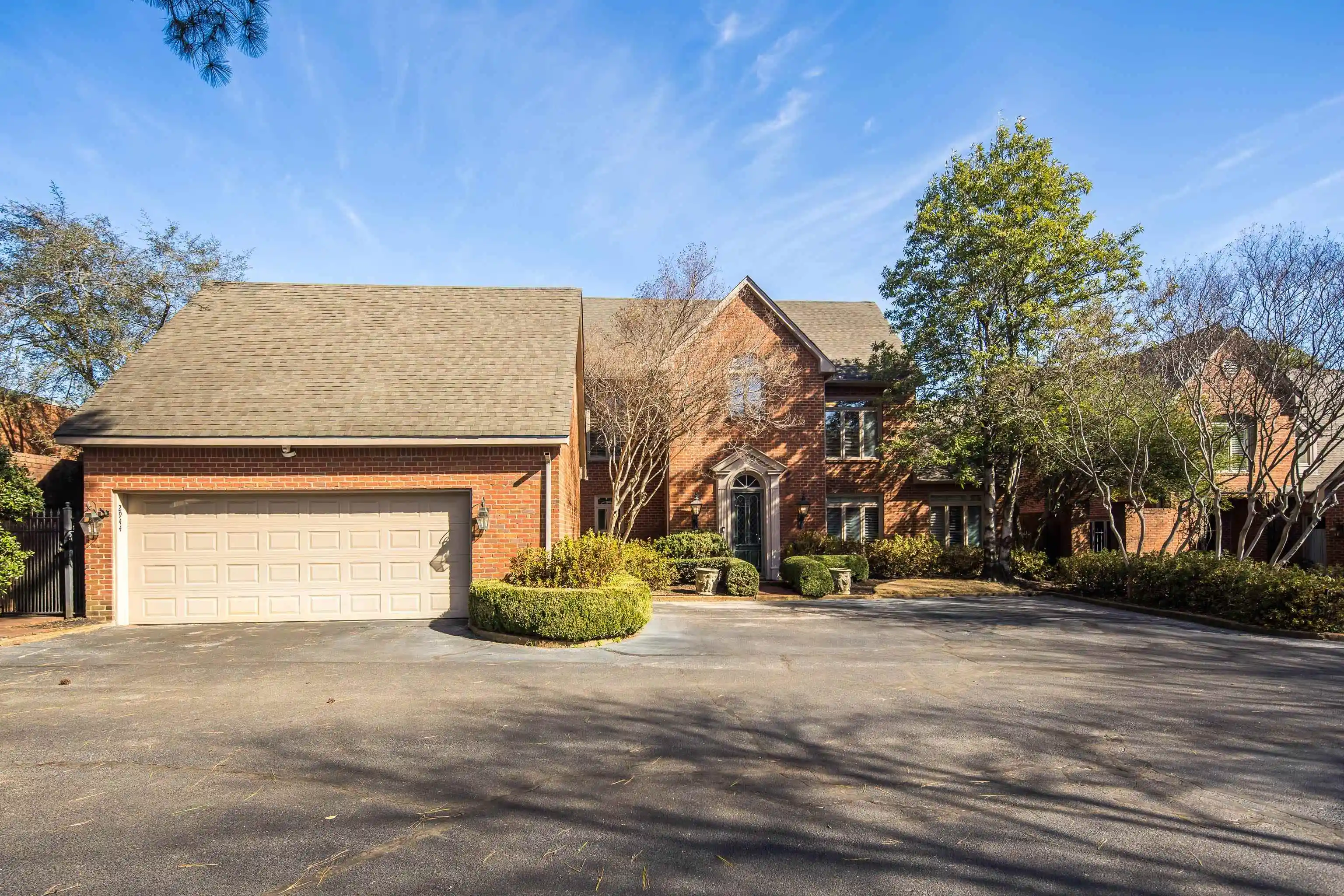 Photo 1 of Single family home for sale at 2944 Gdns Way, Memphis, TN 38111 | MLS# 10215371 | Listing updated on 2026-08-24