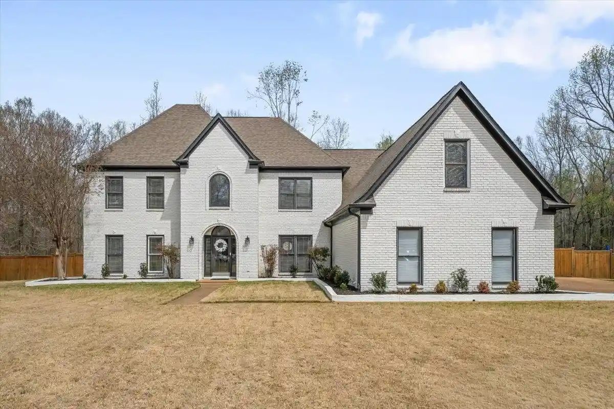 Photo 1 of Single family home for sale at 1804 Lisson Cv, Collierville, TN 38017 | MLS# 10215390 | Listing updated on 2026-08-25