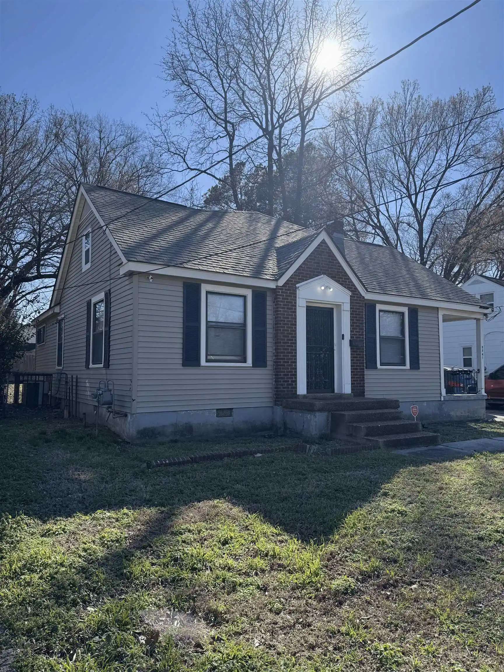 Photo 2 of Single family home for sale at 3741 Faxon Ave, Memphis, TN 38122 | MLS# 10215466 | Listing updated on 2026-03-29