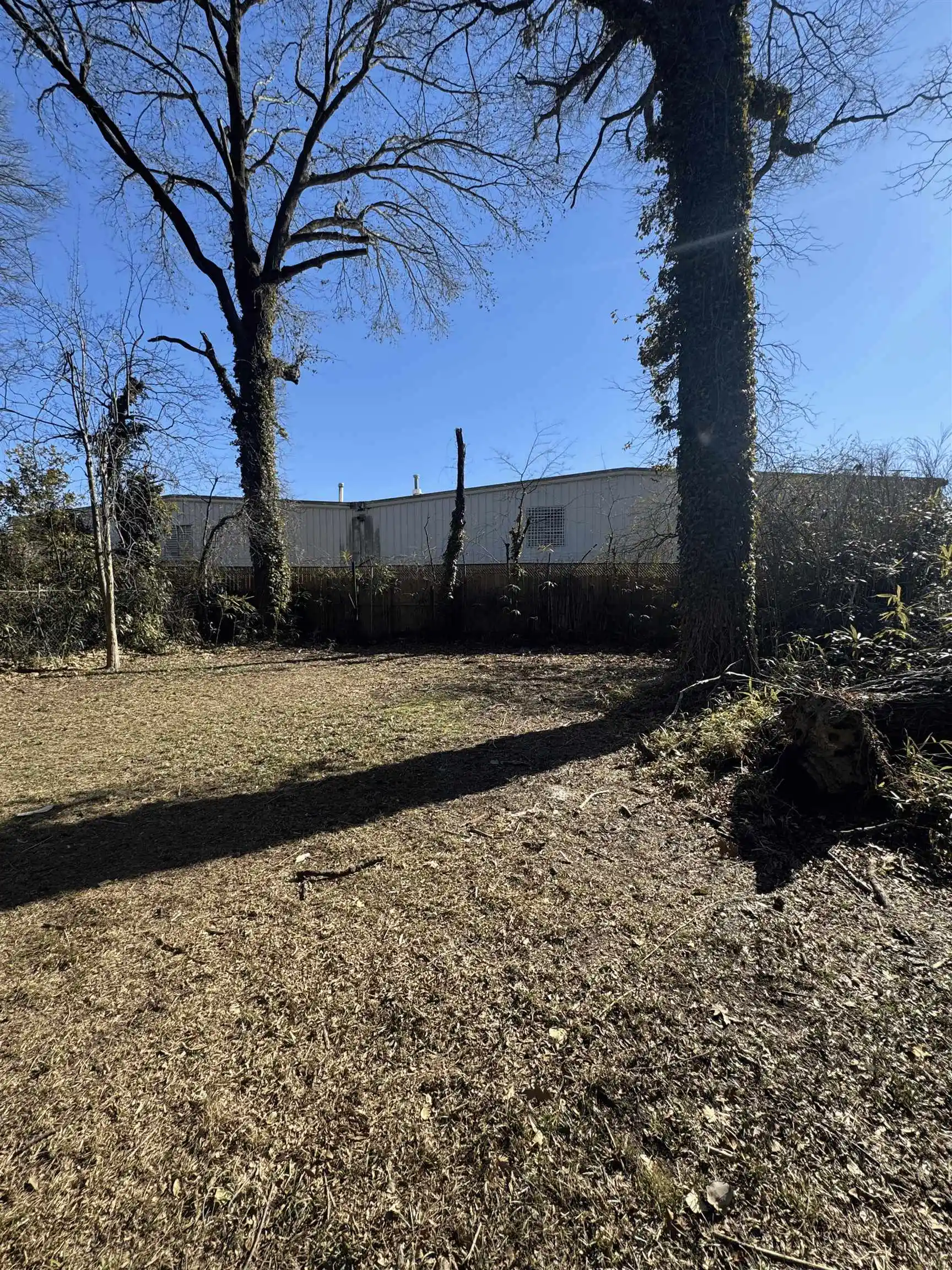 Photo 7 of Single family home for sale at 3741 Faxon Ave, Memphis, TN 38122 | MLS# 10215466 | Listing updated on 2026-03-29